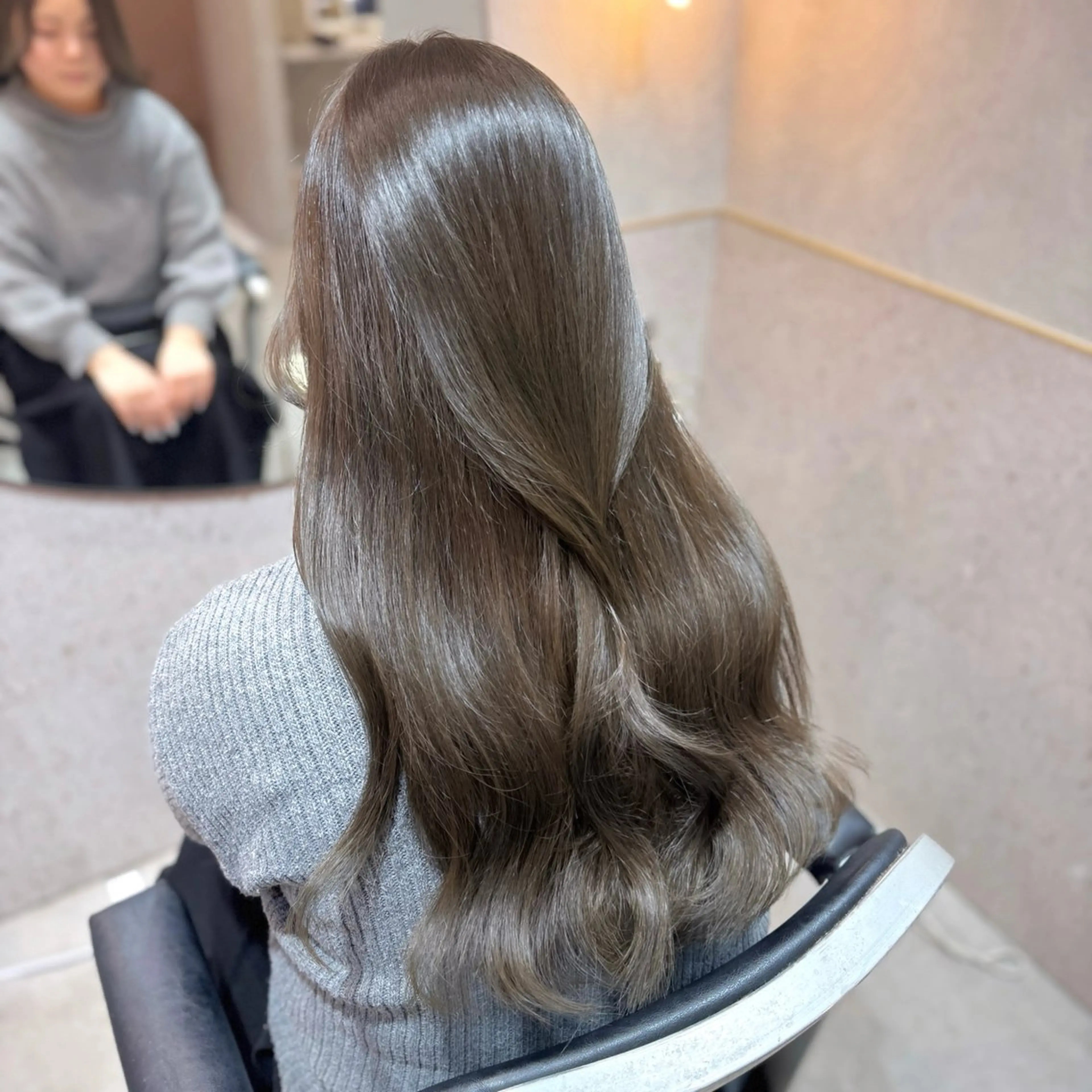 【特別価格🐍】小顔カット+透明感カラー+補習力抜群TOKIOトリートメント+超音波アイロンの写真