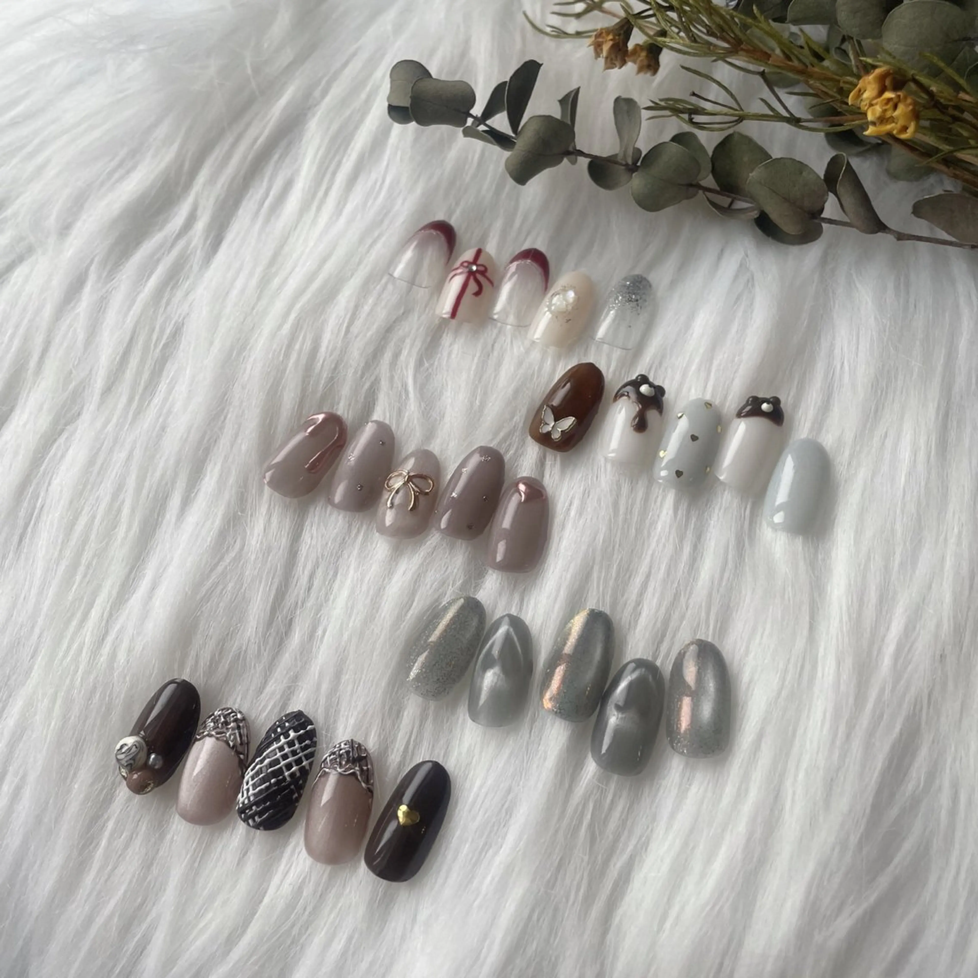 ネイル ブルー フレンチネイル キラキラネイル マグネットネイル シンプルネイル ハンドネイル timtam --sakiのネイルデザイン