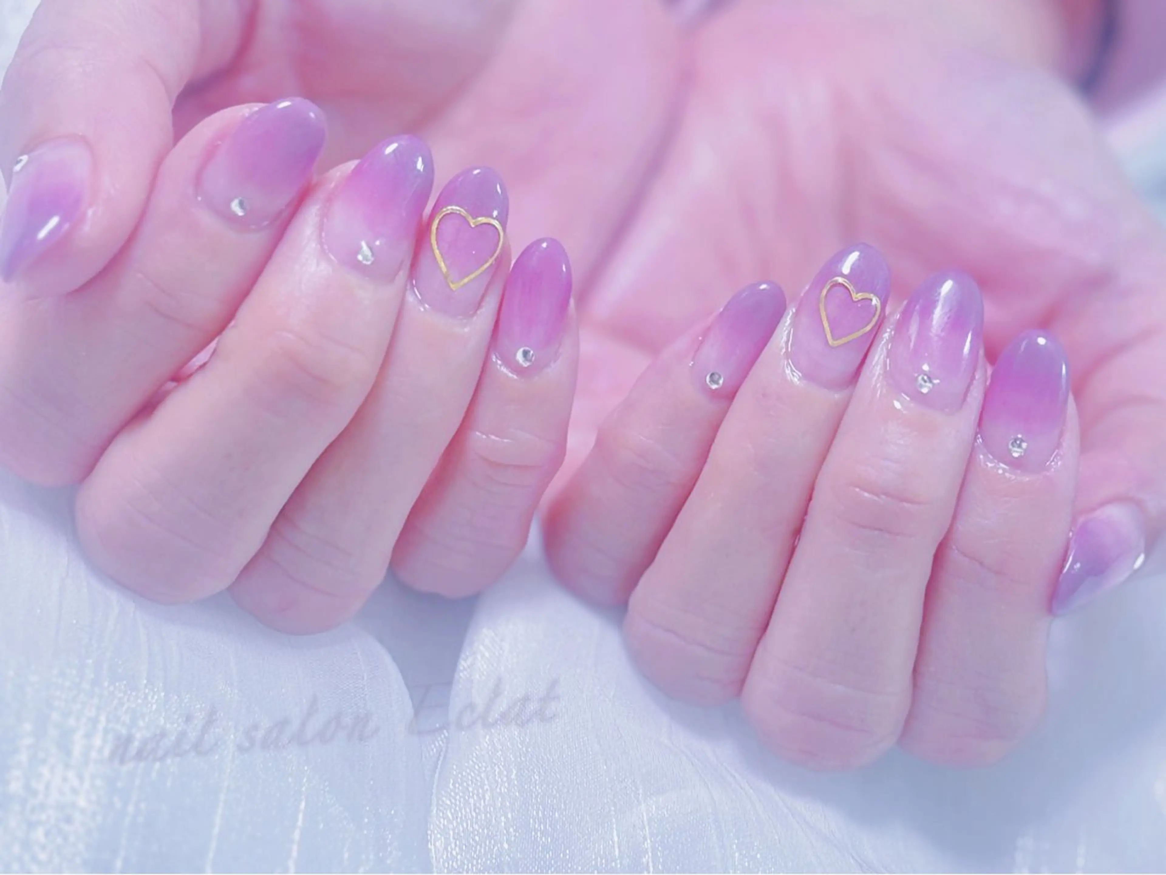 ネイル ネイルサロンエクラ 🫧Shizukaのネイルデザイン