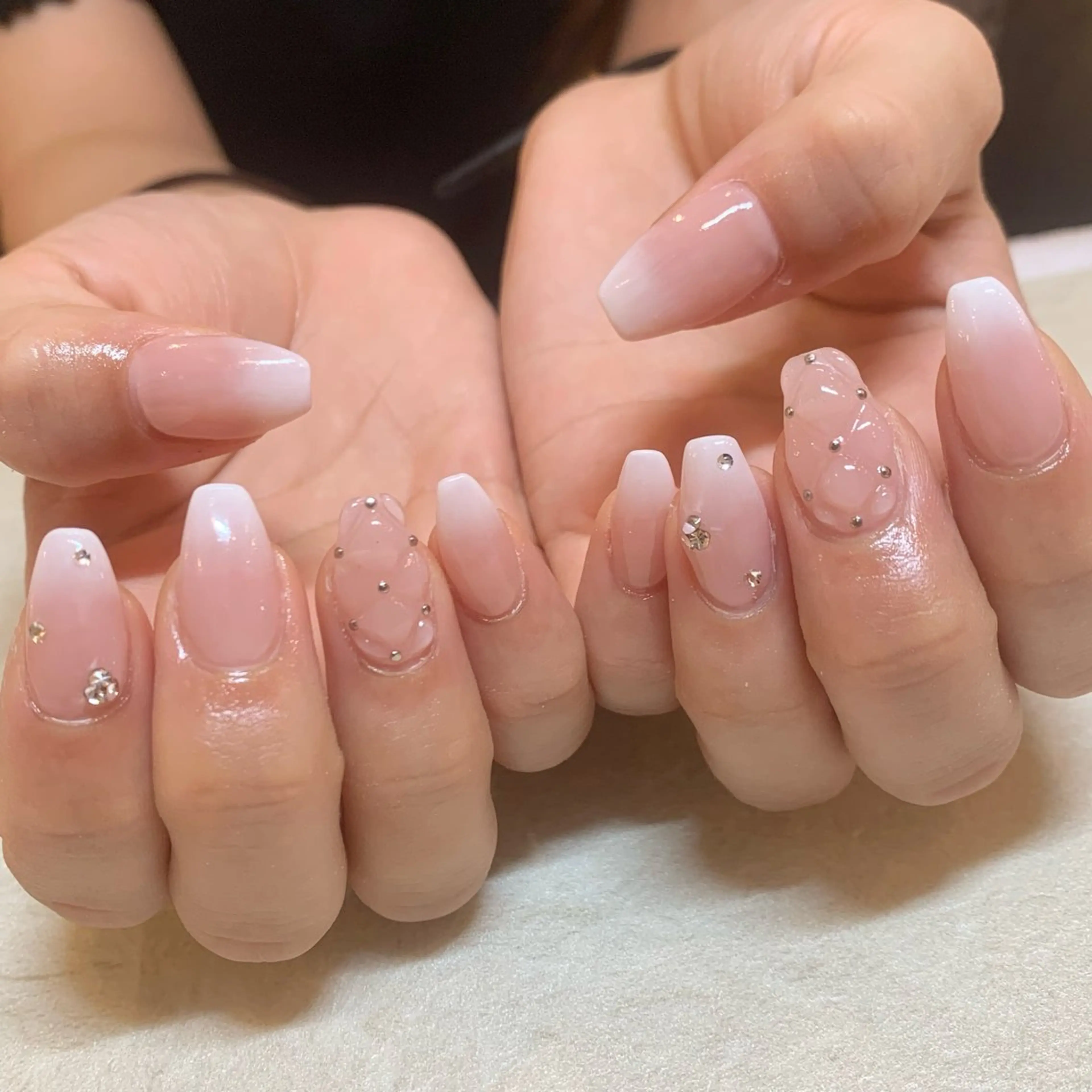 ネイル ハンドネイル ネイルサロン エルフィンのネイルデザイン