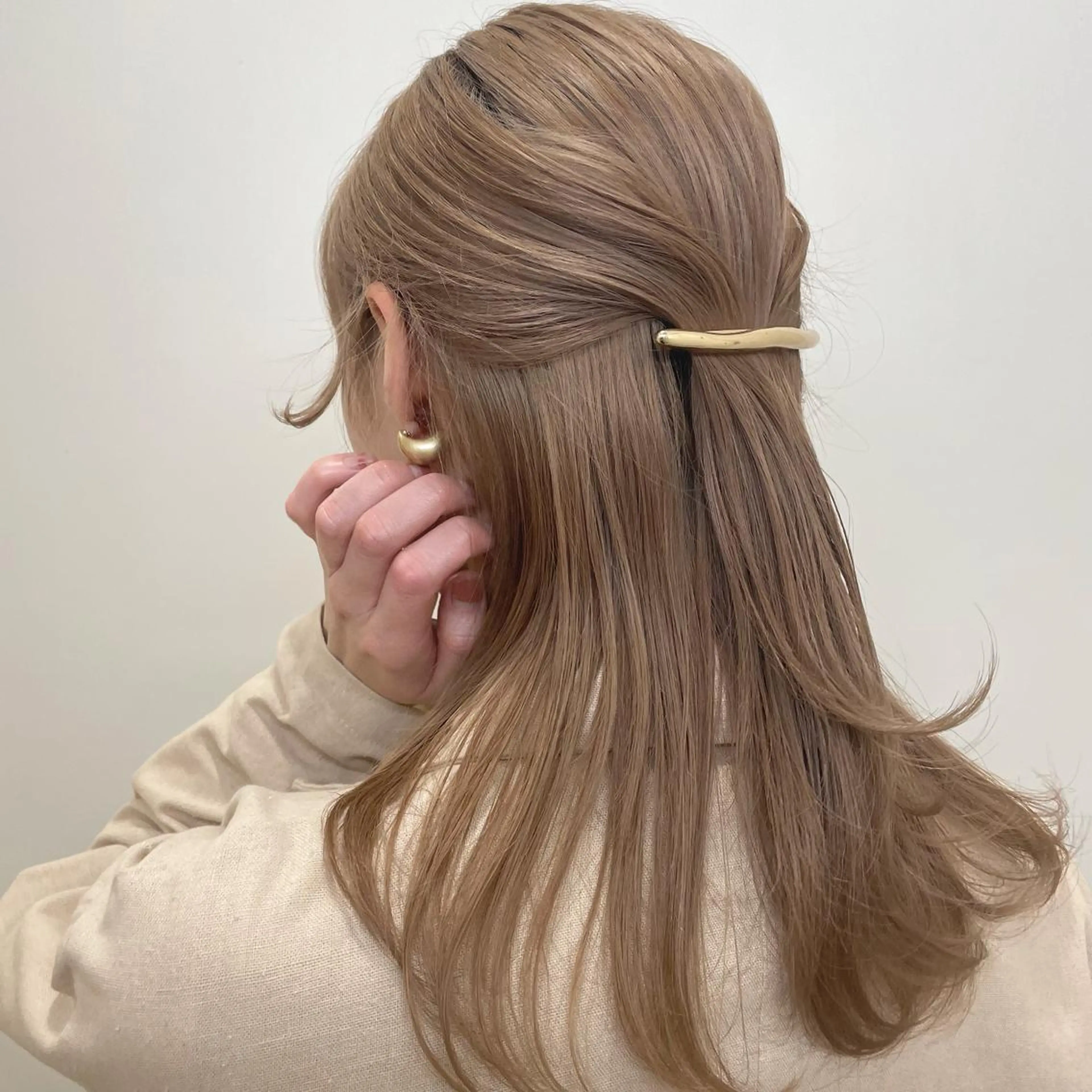 《まろやかカラー🌿》ケアブリーチ＋カラー＋ブロー＋スタイリングの写真