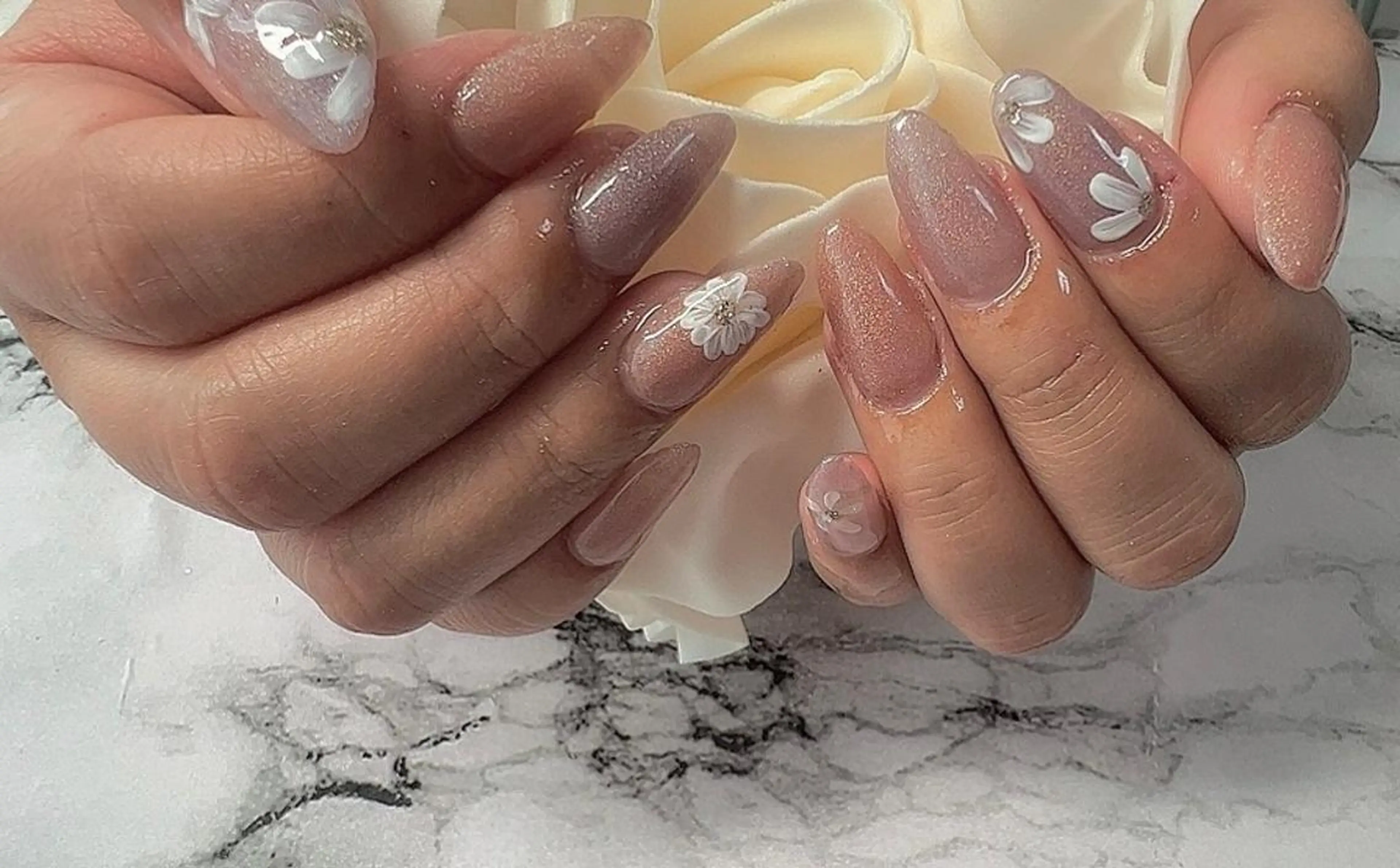 ネイル フラワーネイル Ruana Nailのネイルデザイン