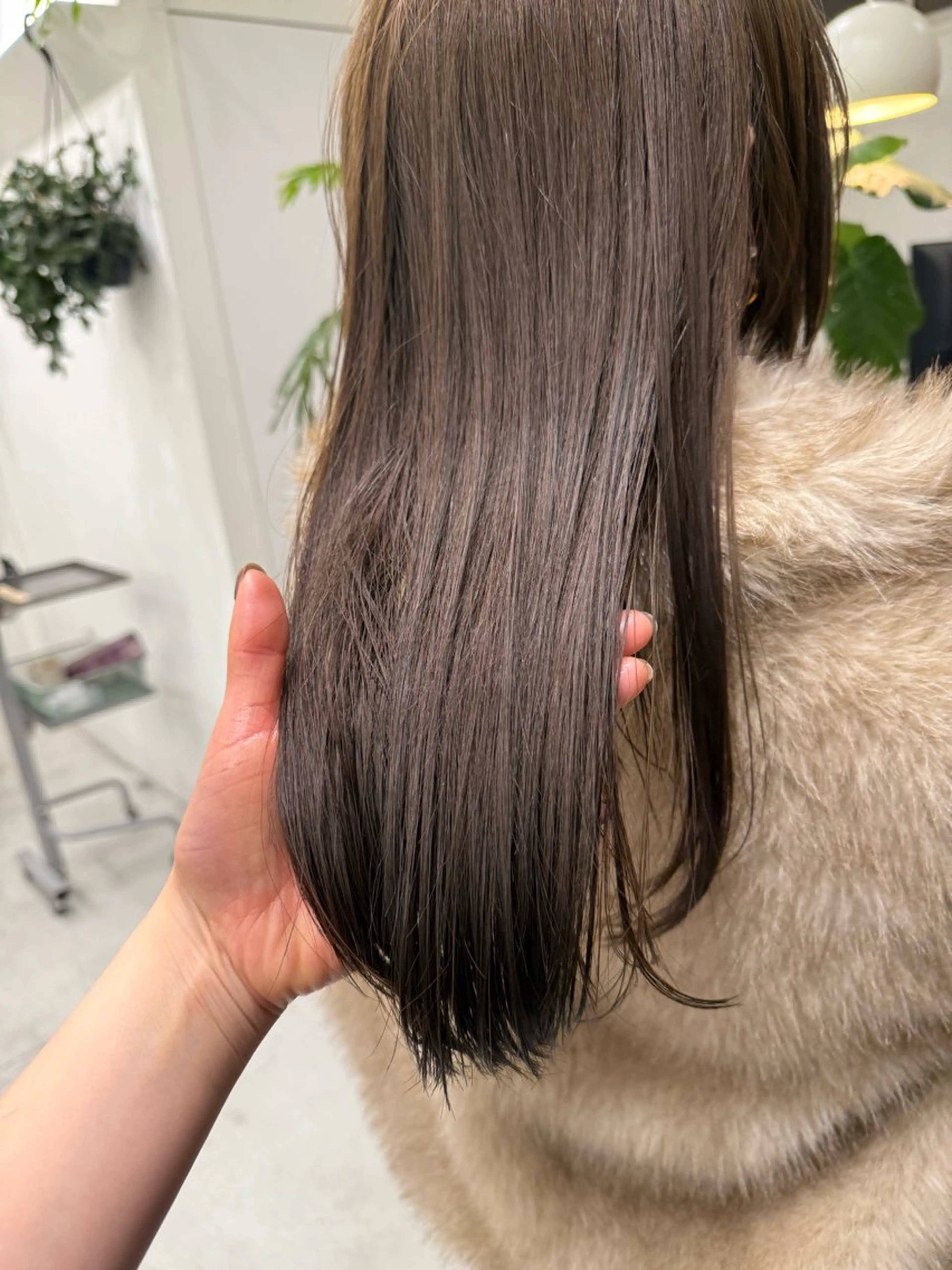 ロング カラー カット ヘアカラー トリートメント 💛🤍U too e’s 鎌倉🧸のヘアスタイル