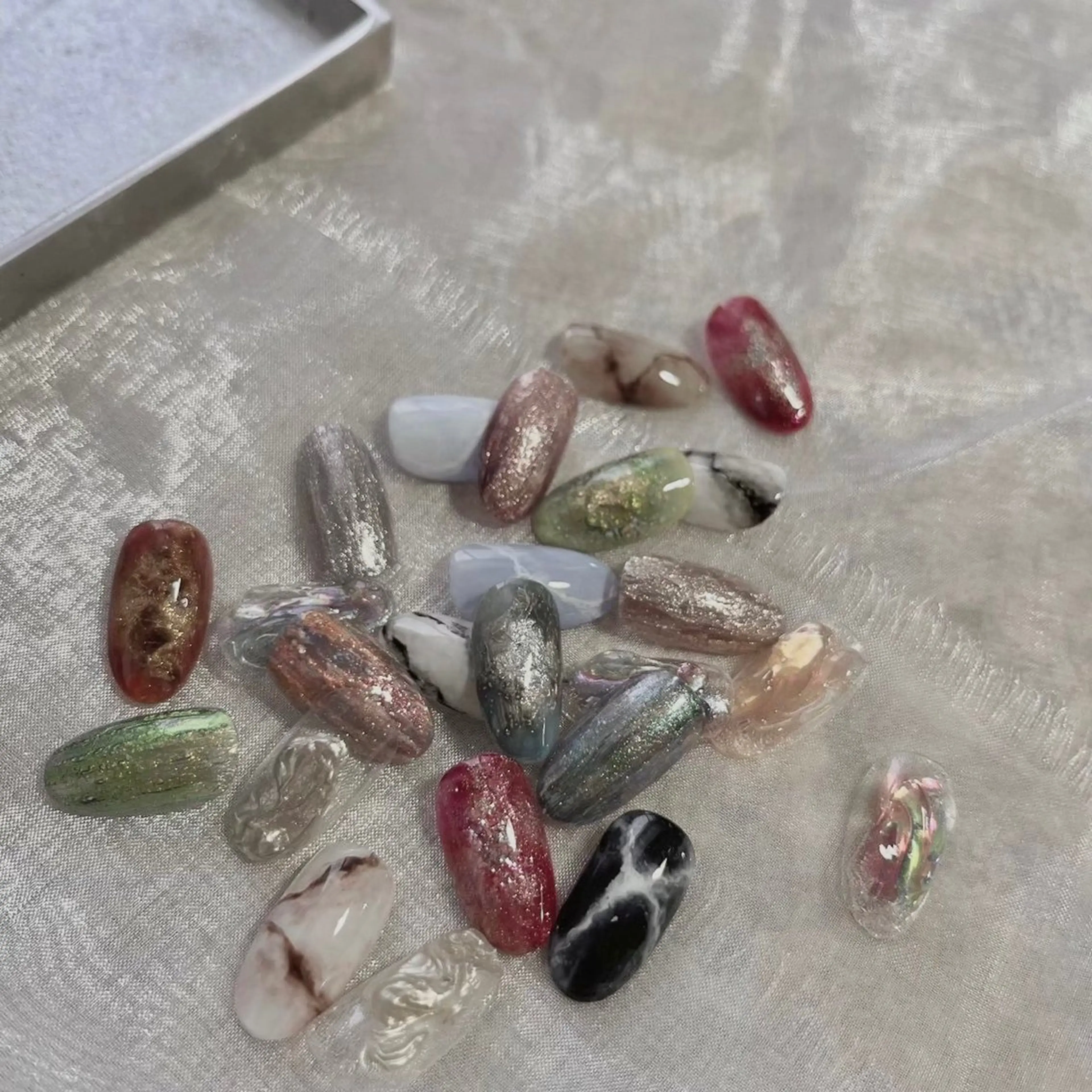 【オフ無】ニュアンス🪐5種アソートの写真