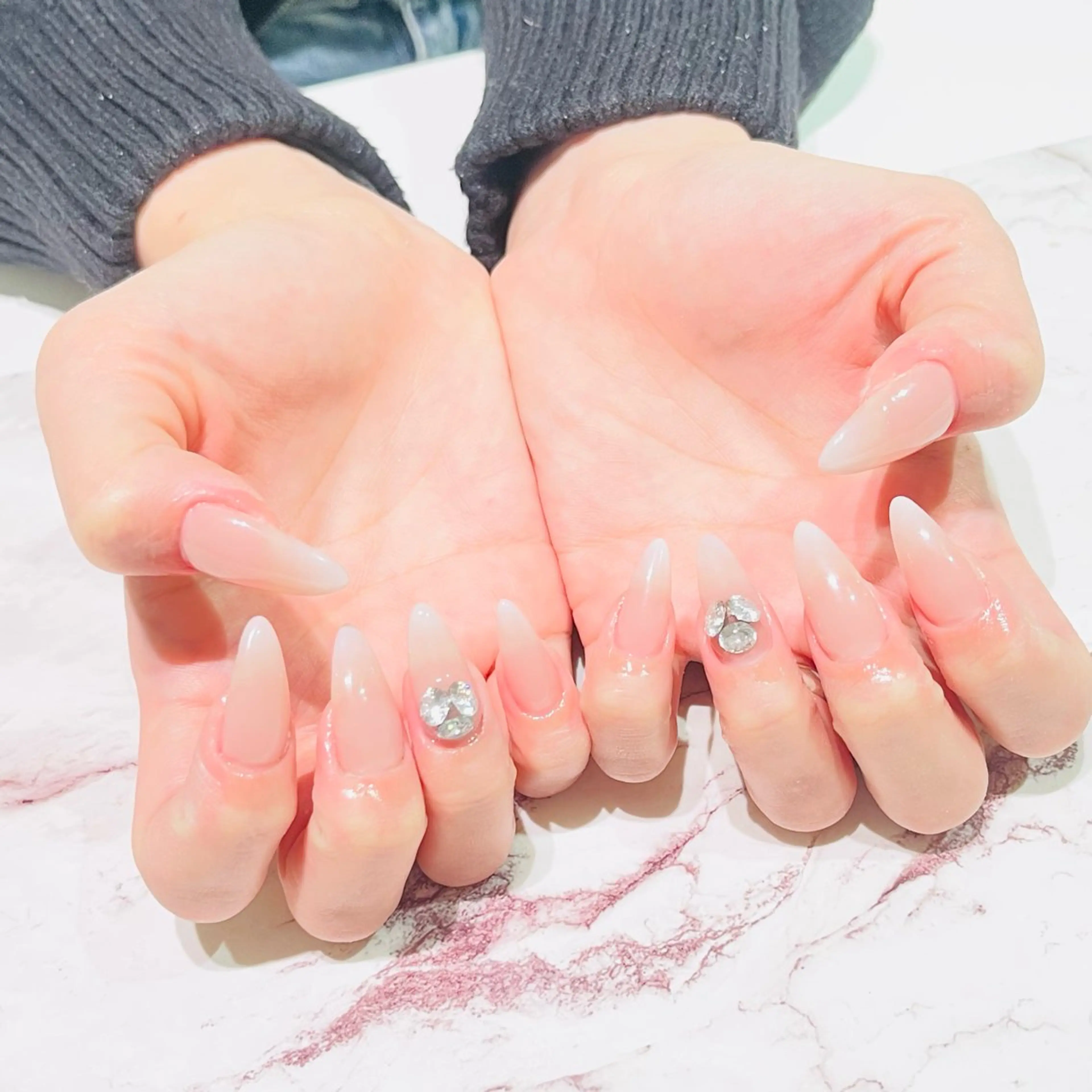 ネイル ハンドネイル Hair removal & Beauty salon Produce by Lucia所属・nail salon Luciaのネイルデザイン