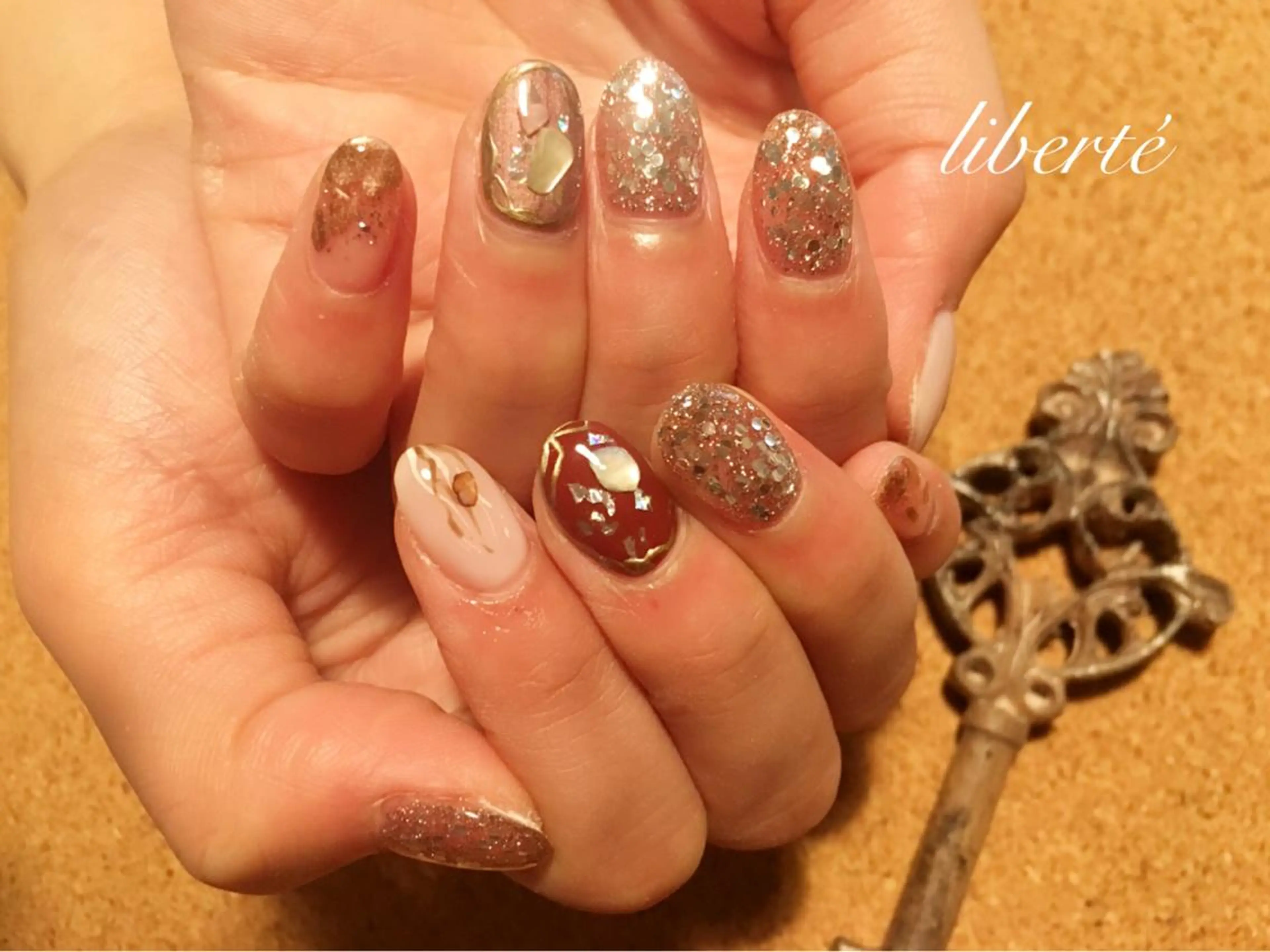 ネイル liberté (リベルテ)のネイルデザイン