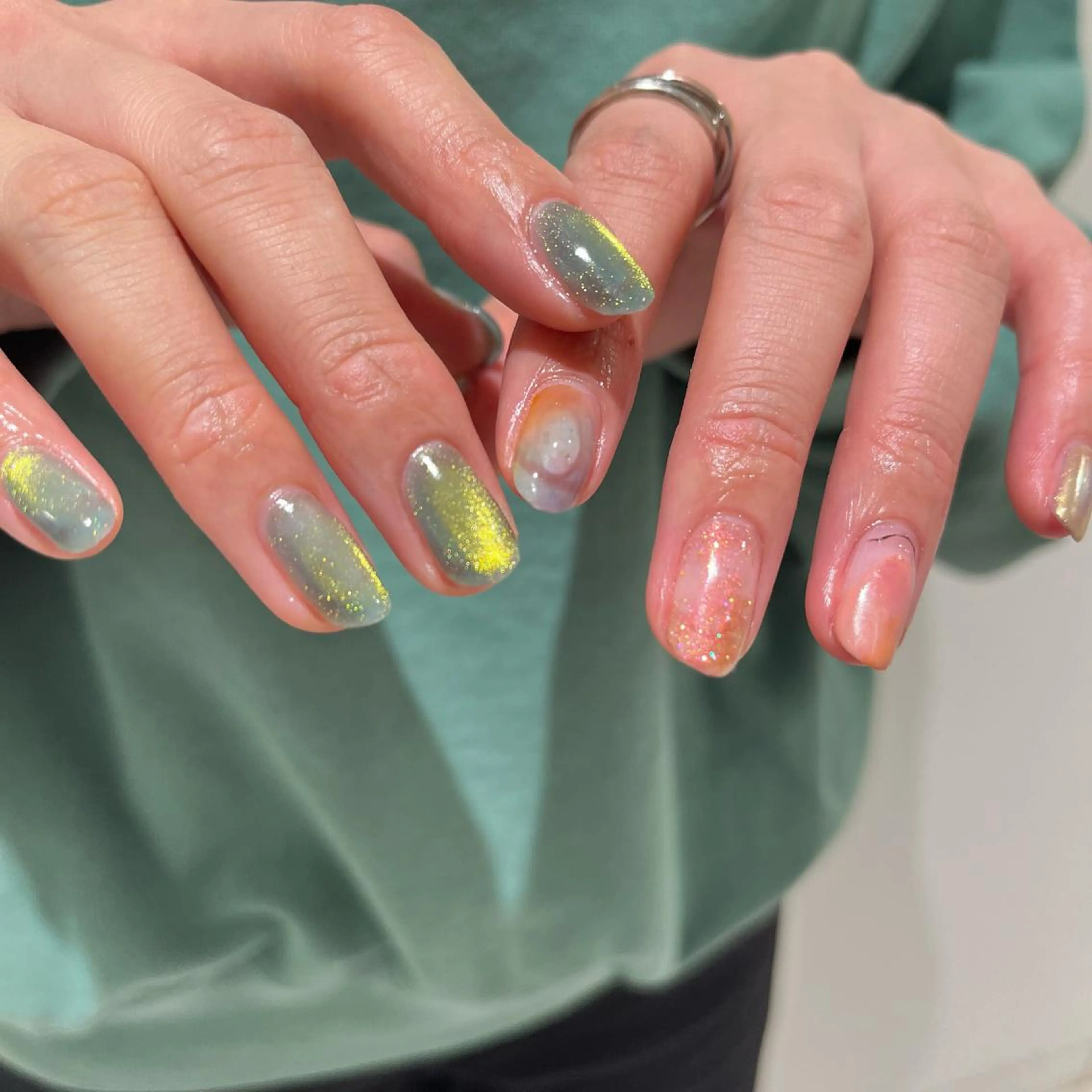 ネイル mano+所属・砂田 はるかのネイルデザイン