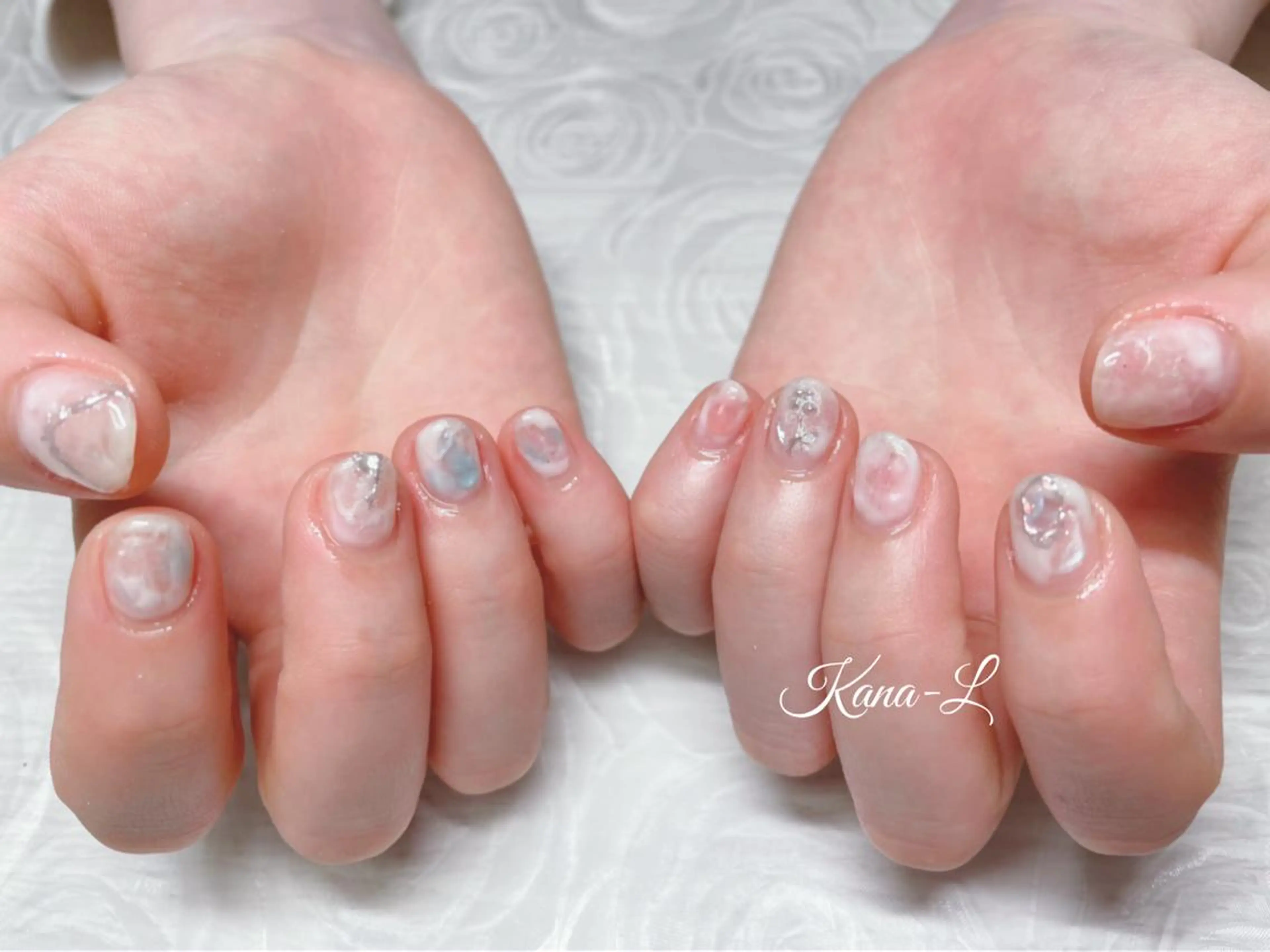 カラー ネイル ニュアンスネイル 春ネイル 芦辺 香奈のネイルデザイン