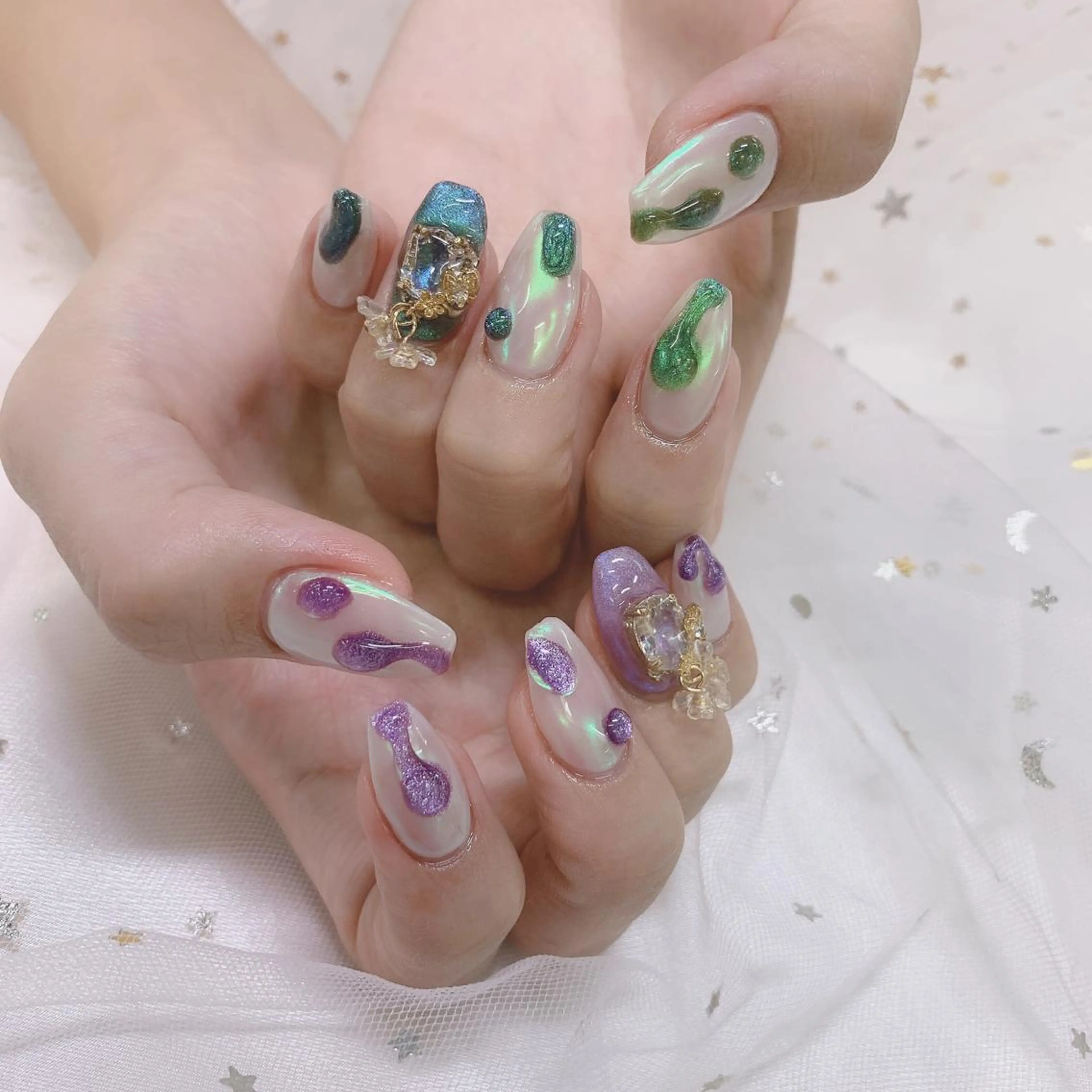 ネイル 💅ネイルハウス🏡 🎀TOMO🎀のネイルデザイン