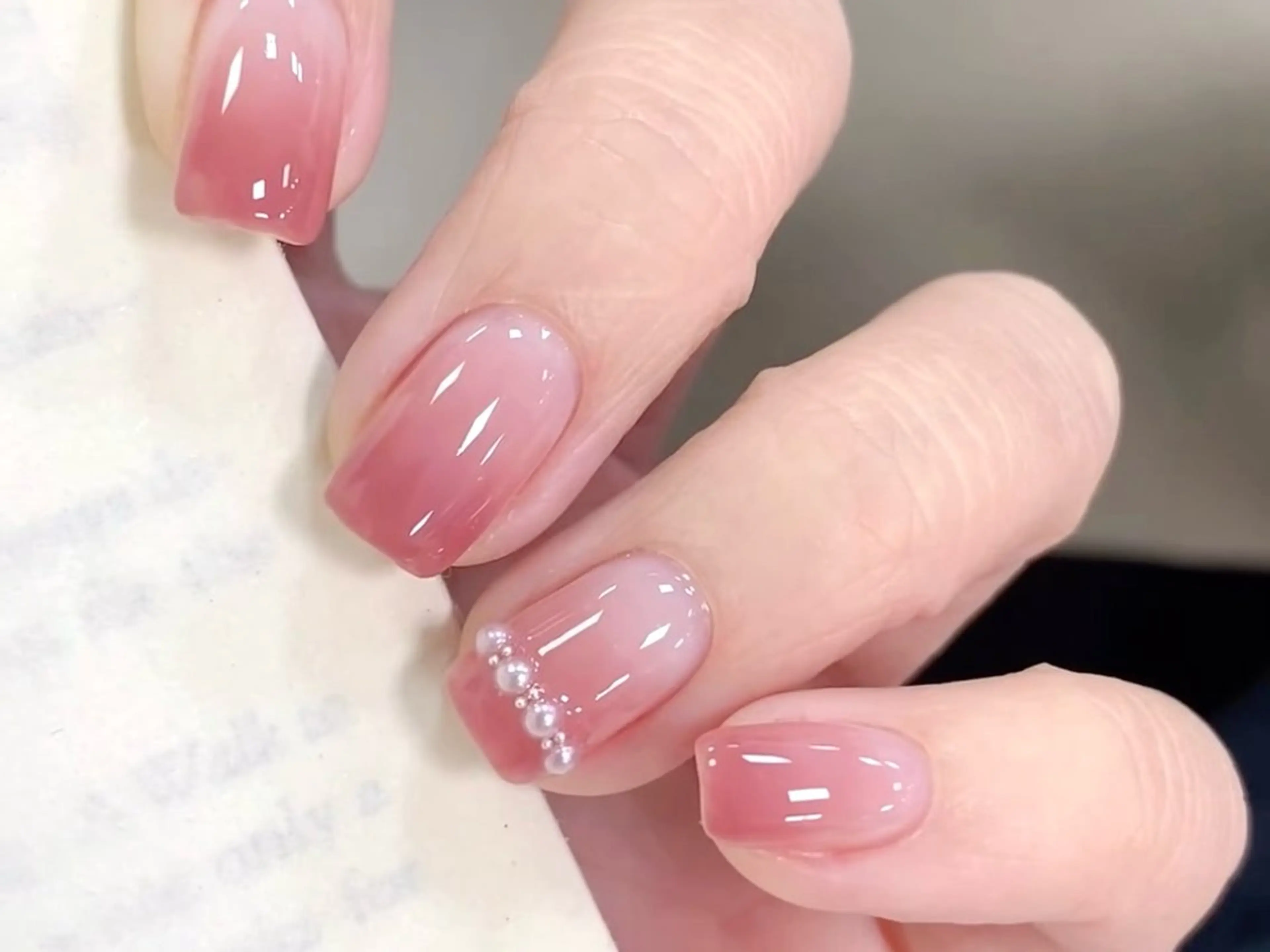 ネイル Dark honey池袋店所属・佐藤 アリアのネイルデザイン