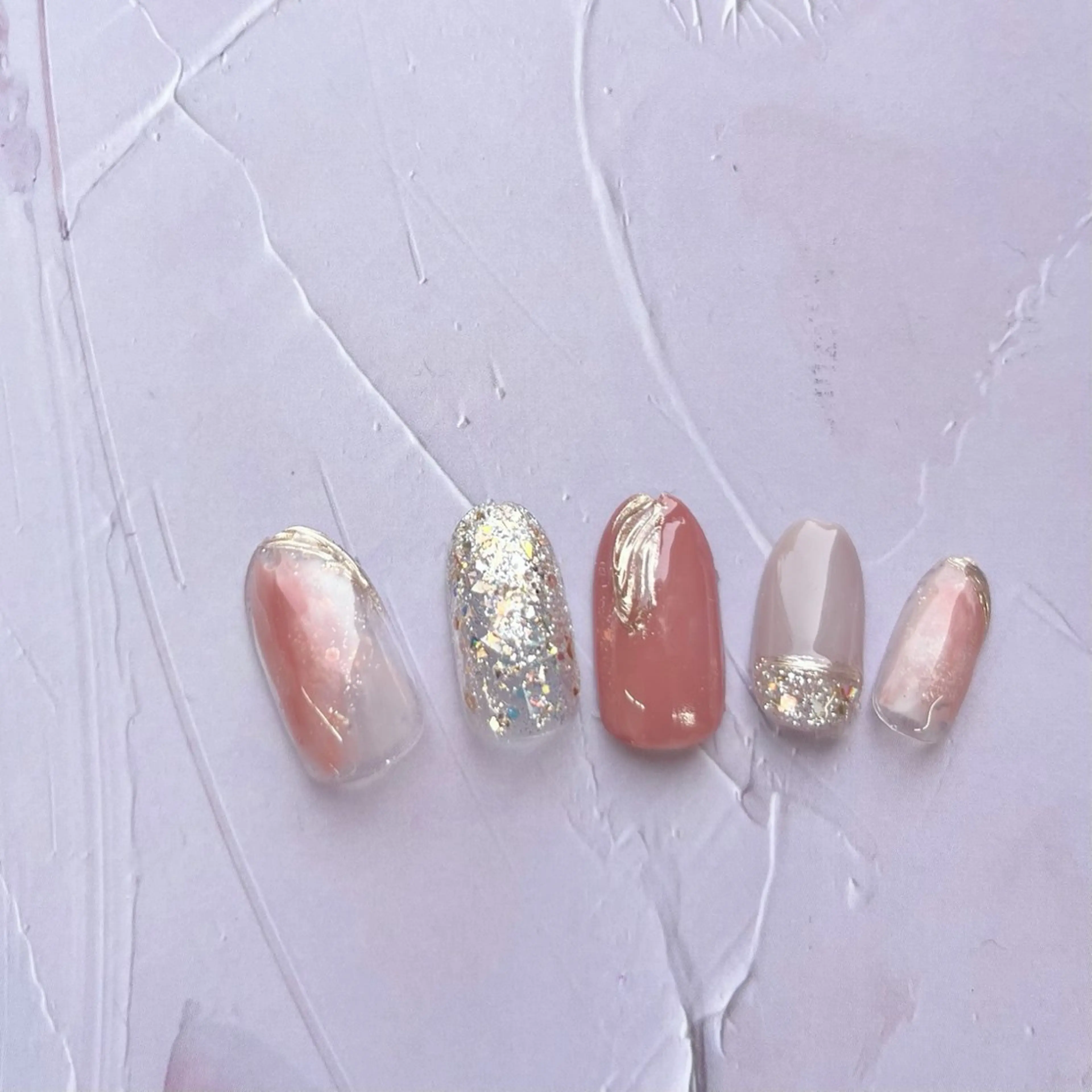 ネイル フラッシュネイル フットネイル ジェルネイル ラメ(グリッター) ラメグラデーション ハンドネイル beautysalonLino所属・ネイルサロン ⭐︎Linoのその他イメージ