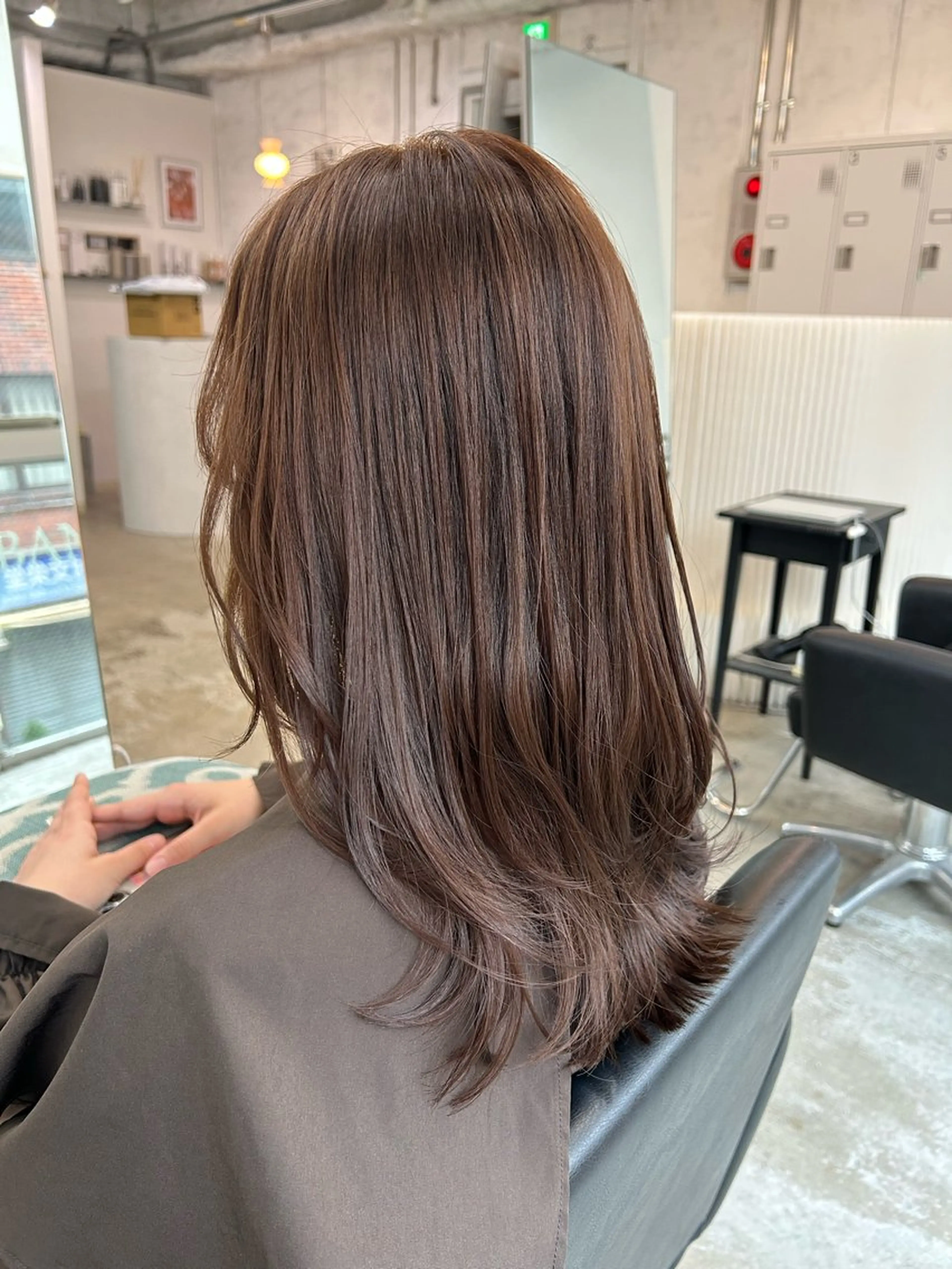 セミロング 透明感カラー・ 髪質改善🩵イケダのヘアスタイル