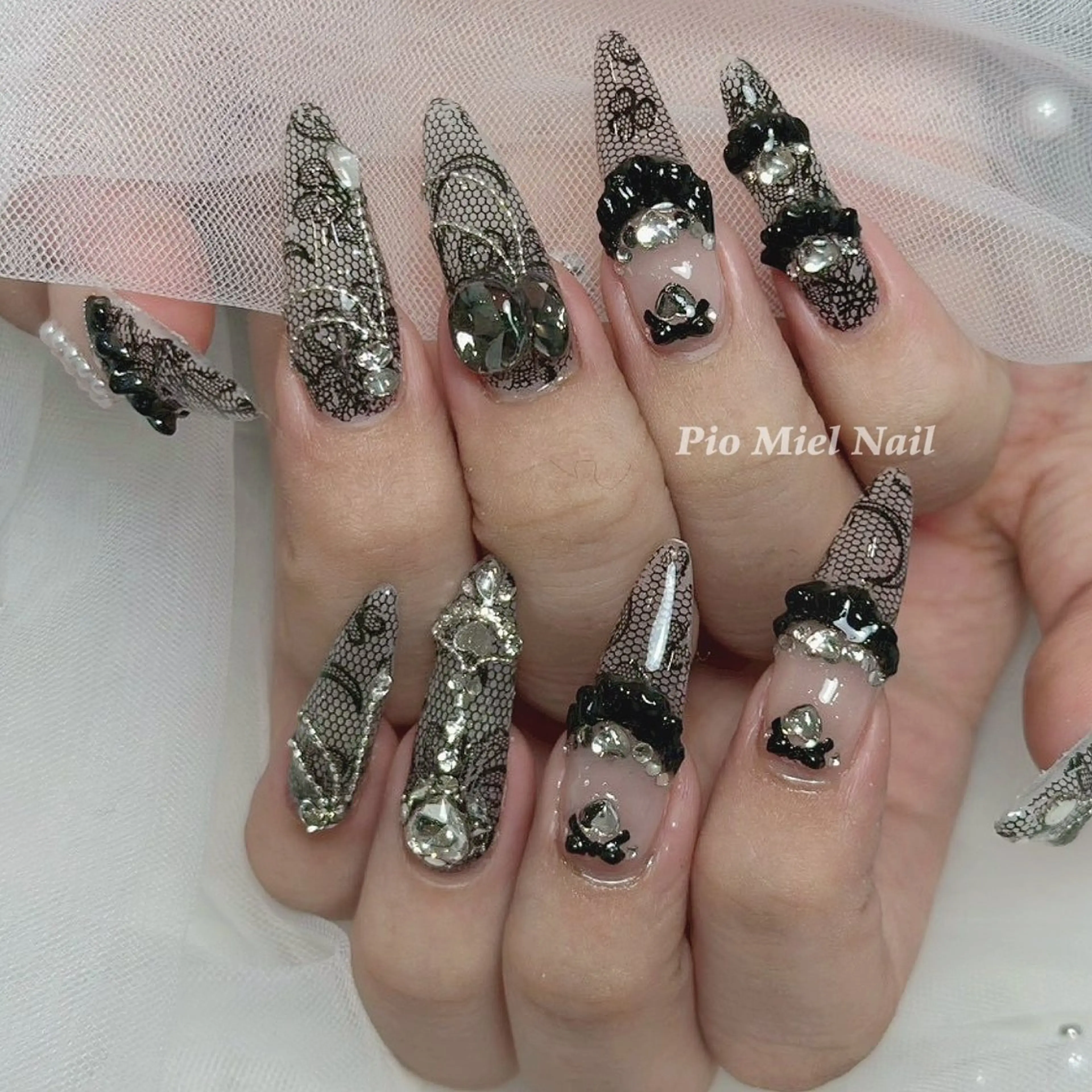ネイル 韓国ネイル マグネットネイル ニュアンスネイル シンプルネイル ツイードネイル ハンドネイル Pio Mielのネイルデザイン