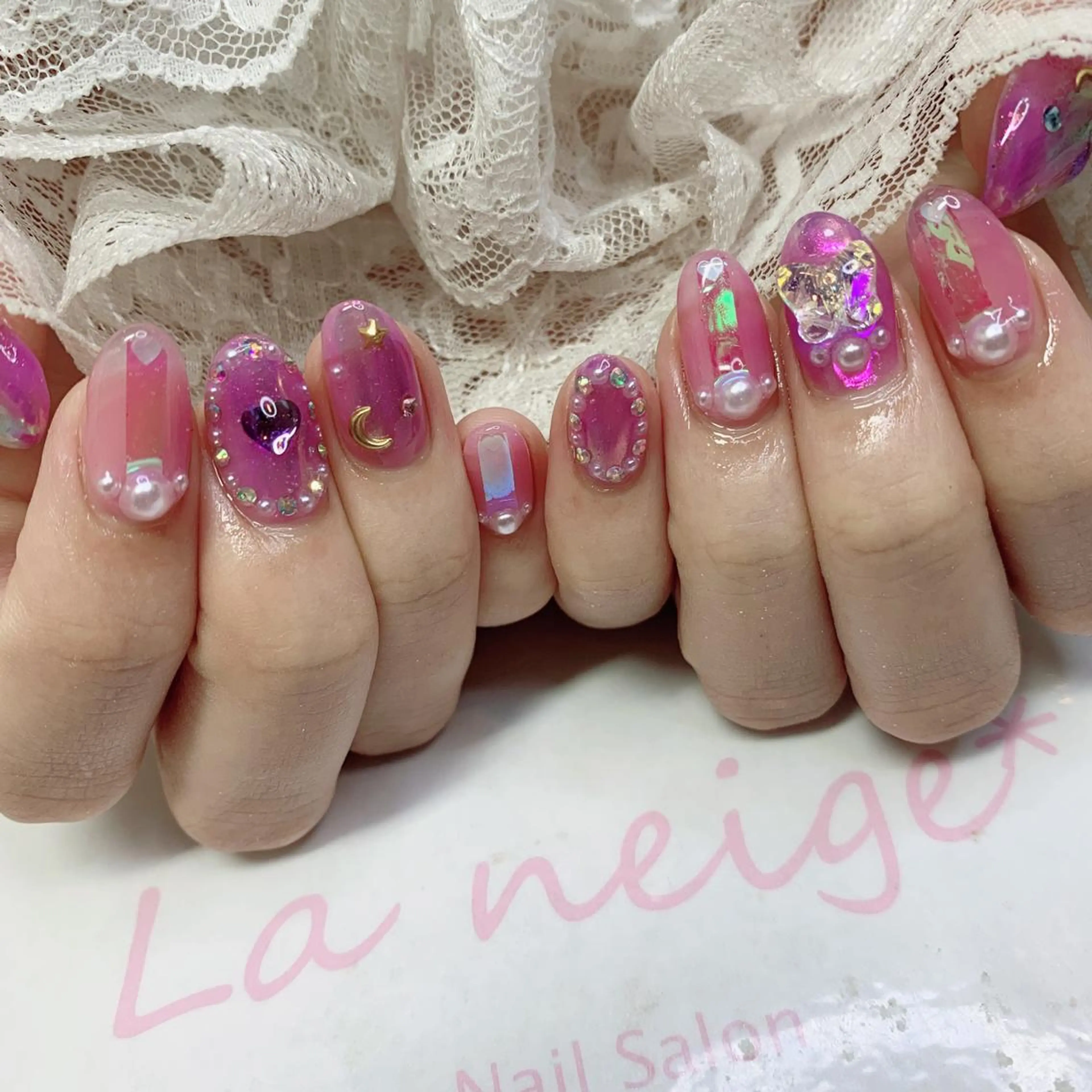 ネイル ハンドネイル La neige* yuki 🥯🍑のネイルデザイン