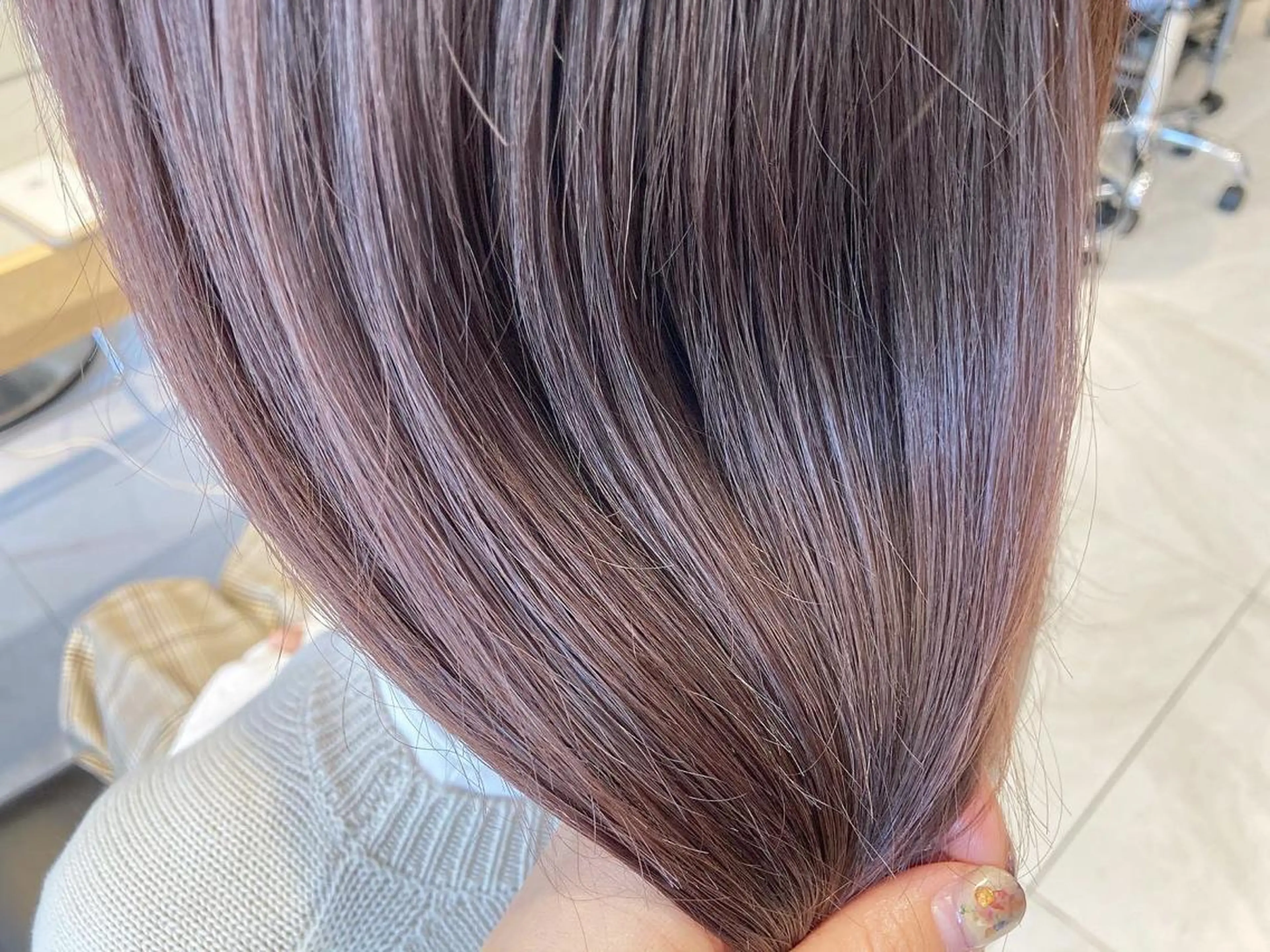 セミロング カラー マツエク・マツパ ブリーチ ラベンダーカラー ピンクカラー ピンクラベンダー カラーマツエク 上品な透明感カラー/ 表参道/MIKUのヘアスタイル