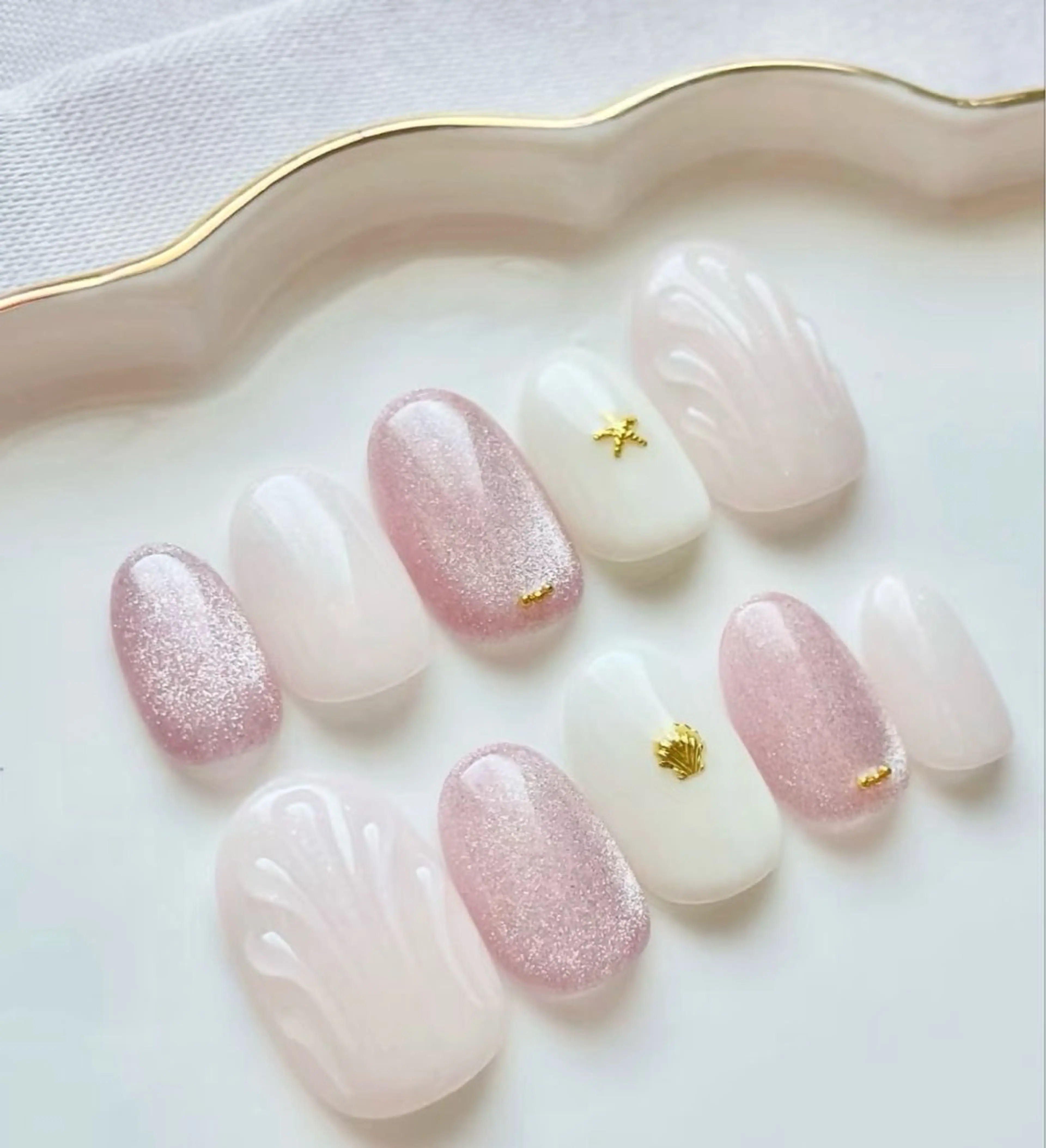 ネイル 高木 維麗絲のネイルデザイン