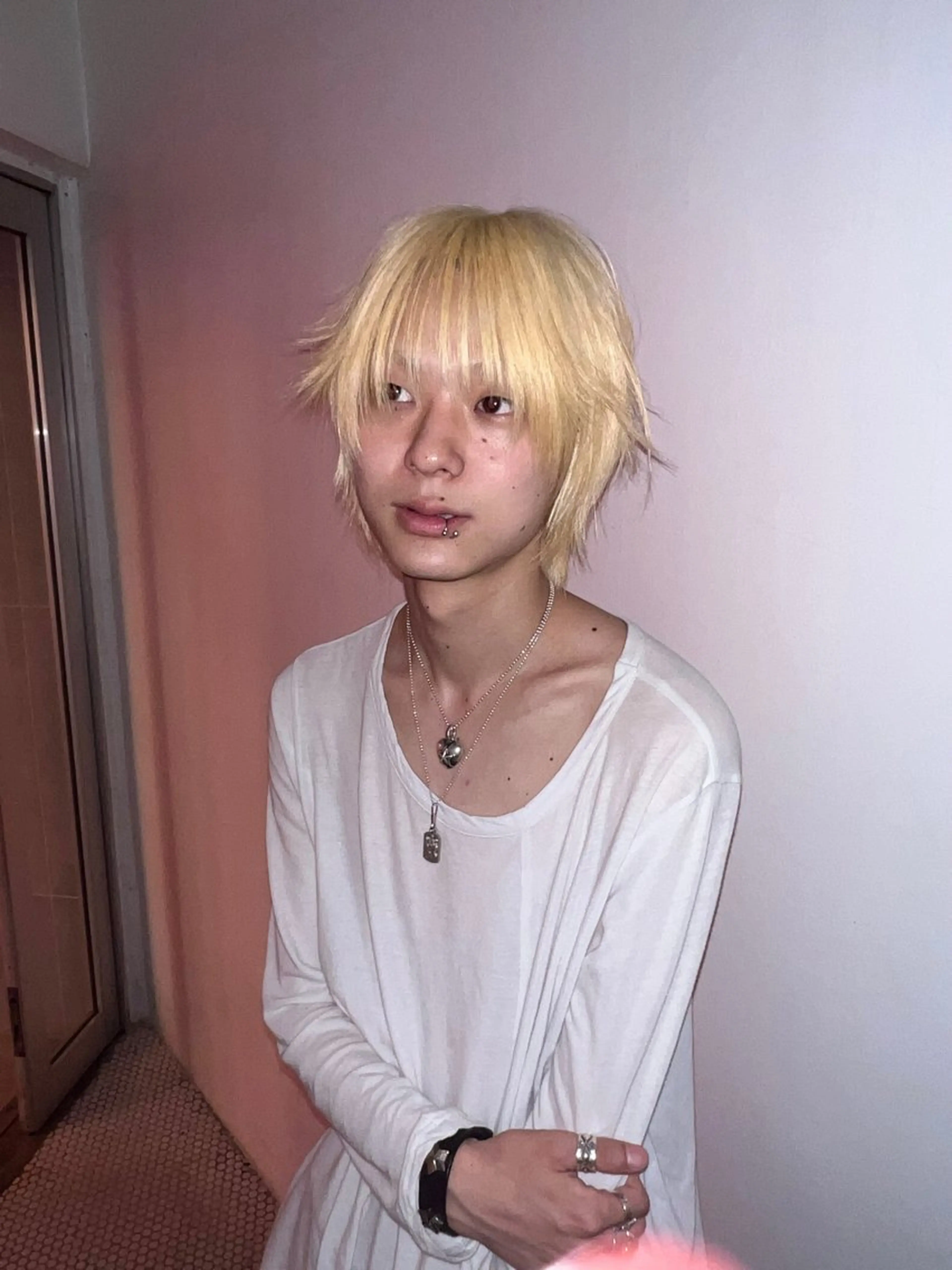 メンズ ヘアカラー トリートメント AIRA/ブリーチ ‪/透明感カラーのヘアスタイル