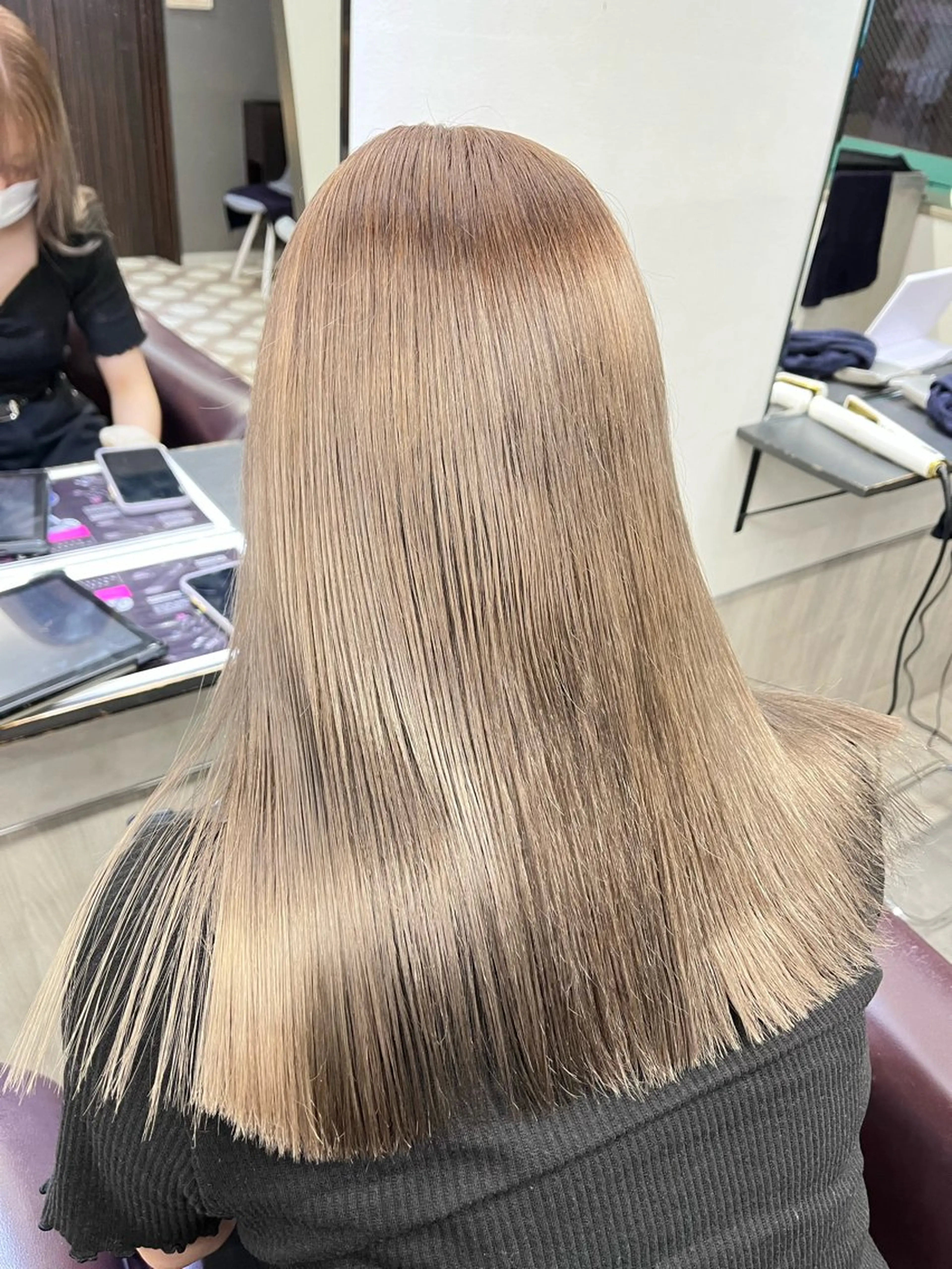 ミディアム カラー dao/ミルクティー /ブラウン/ブロンドのヘアスタイル