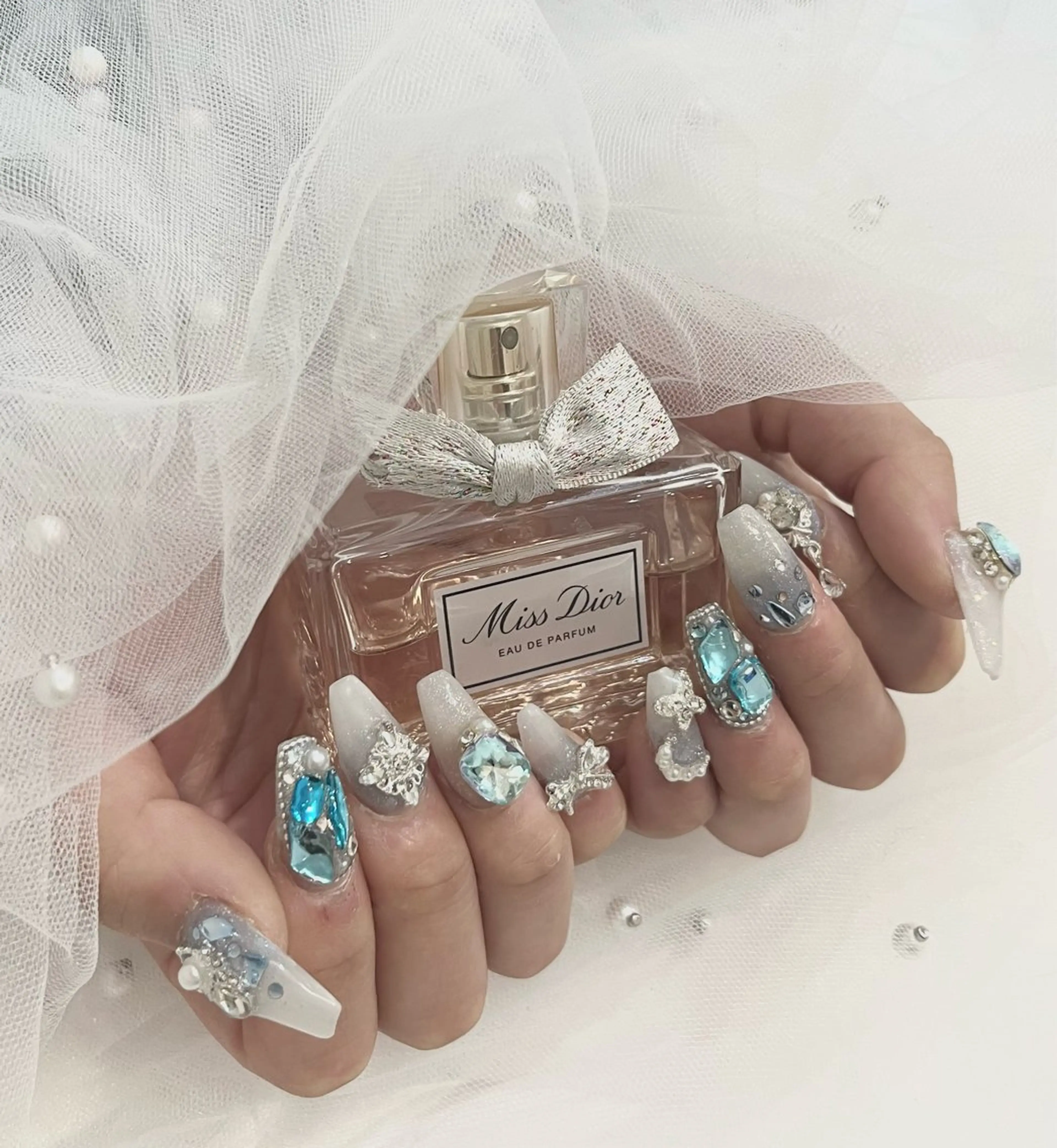 ネイル SALON ELVI.所属・SALON ELVI.のネイルデザイン