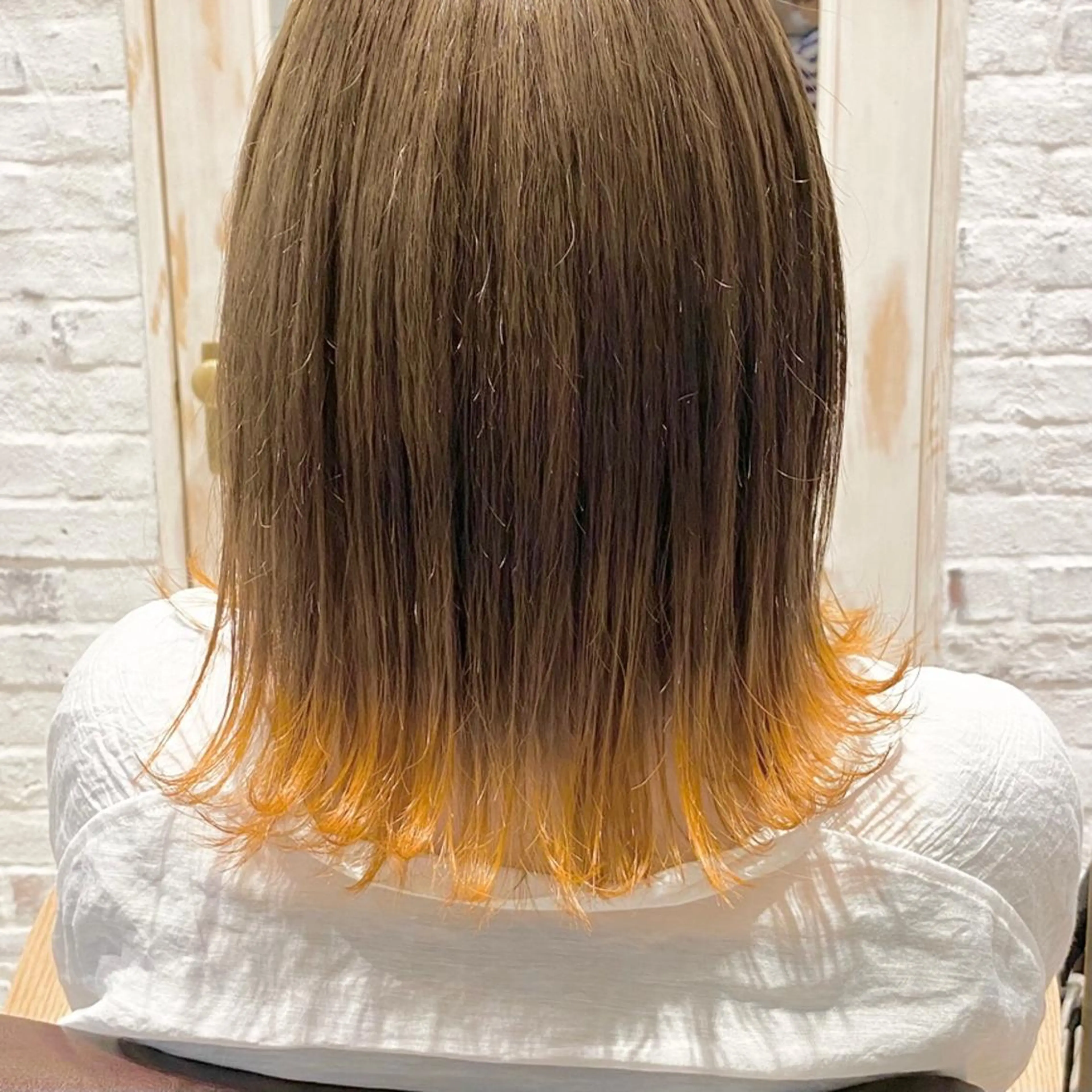 ミディアム カラー 林 美佑のヘアスタイル