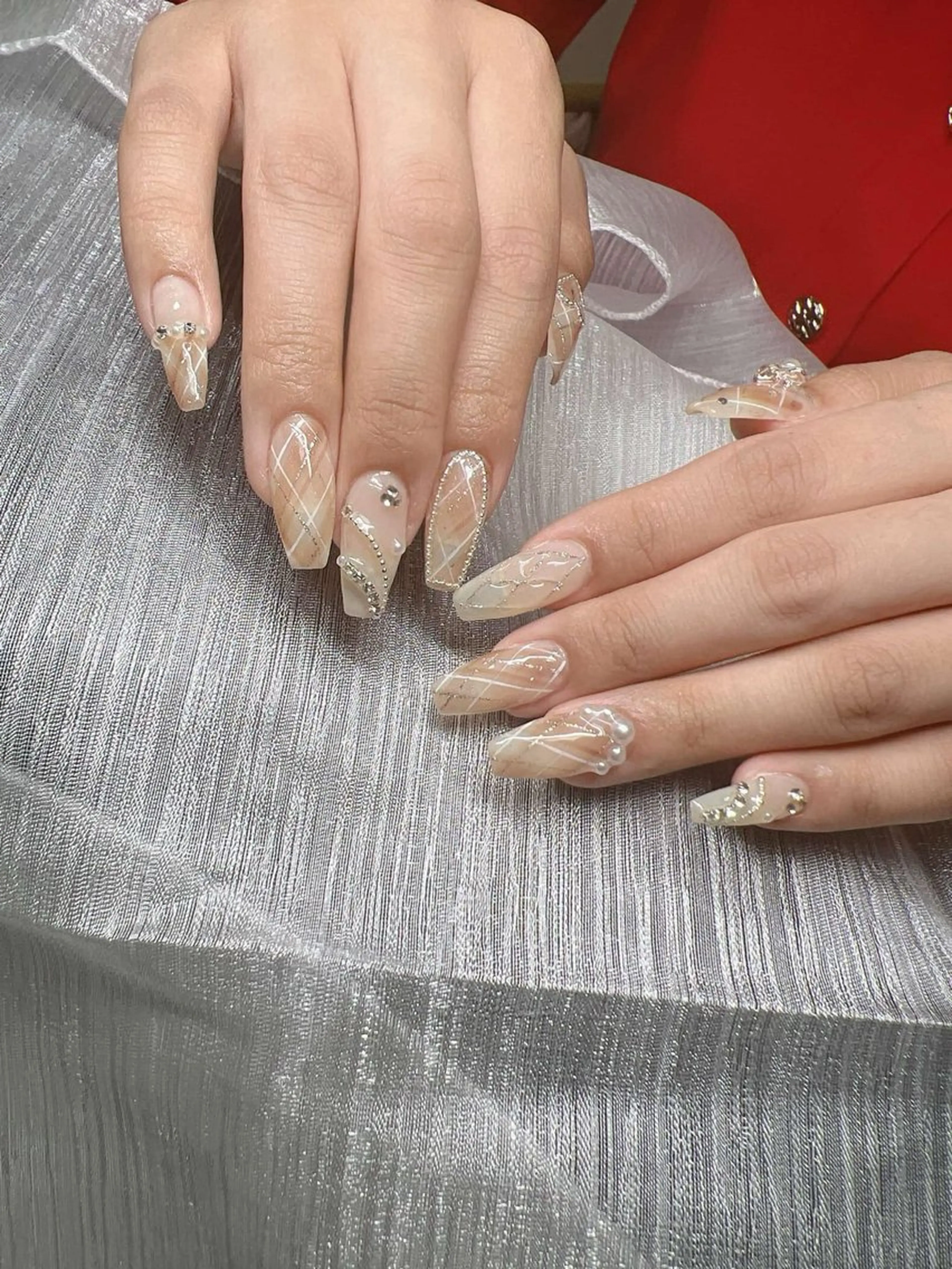 ネイル アートネイル 長さ出し ジェルネイル キラキラネイル マグネットネイル Lee Nails チップ長さだし専門店のネイルデザイン