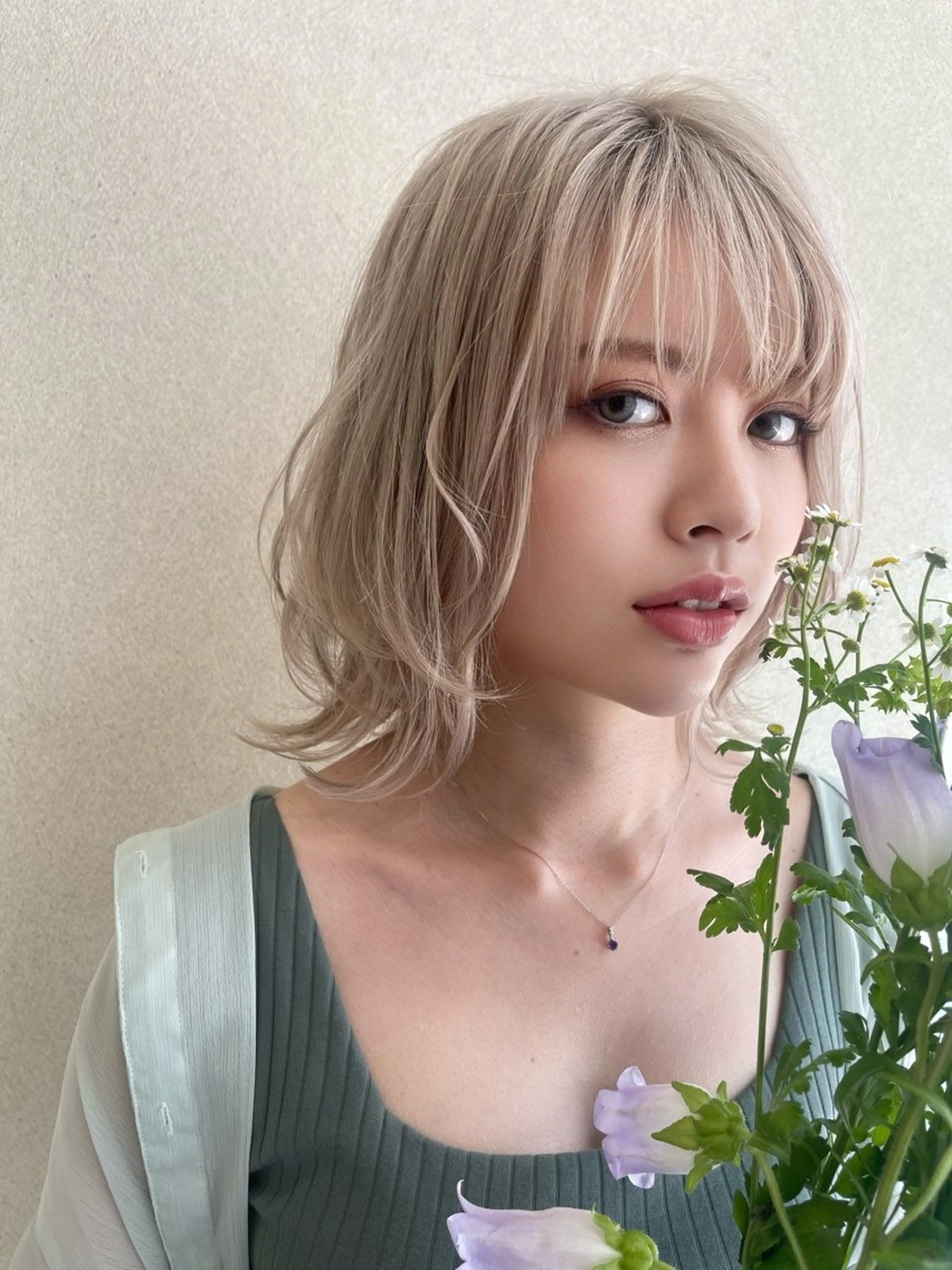 ミディアム カット 髪質改善/縮毛矯正 /ブリーチ矯正/岡部のヘアスタイル