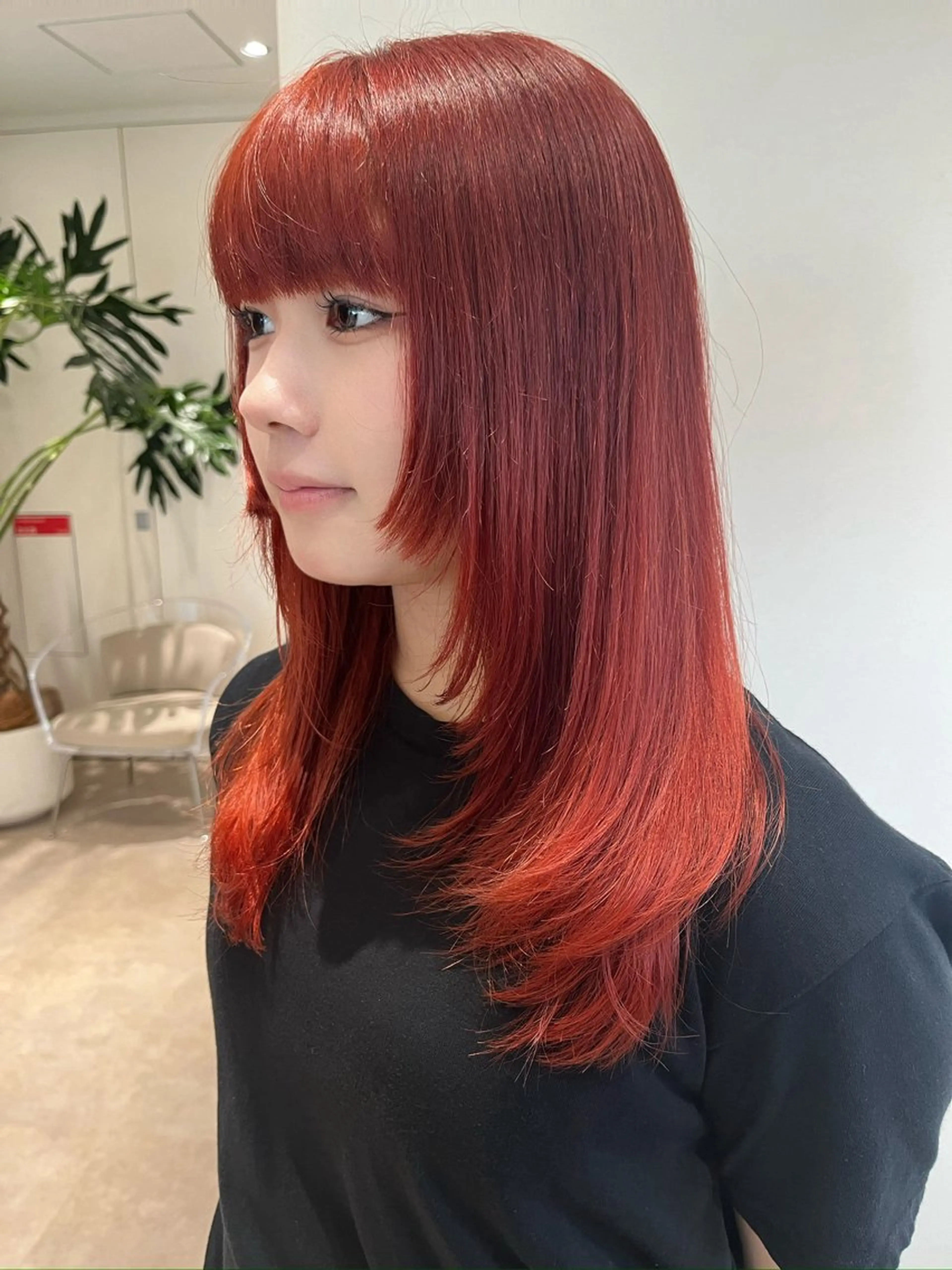 ミディアム カラー レッドカラー レイヤーカット ヘアカラー トリートメント HAVANA所属・レイヤーカット 透明感カラーりきやのヘアスタイル