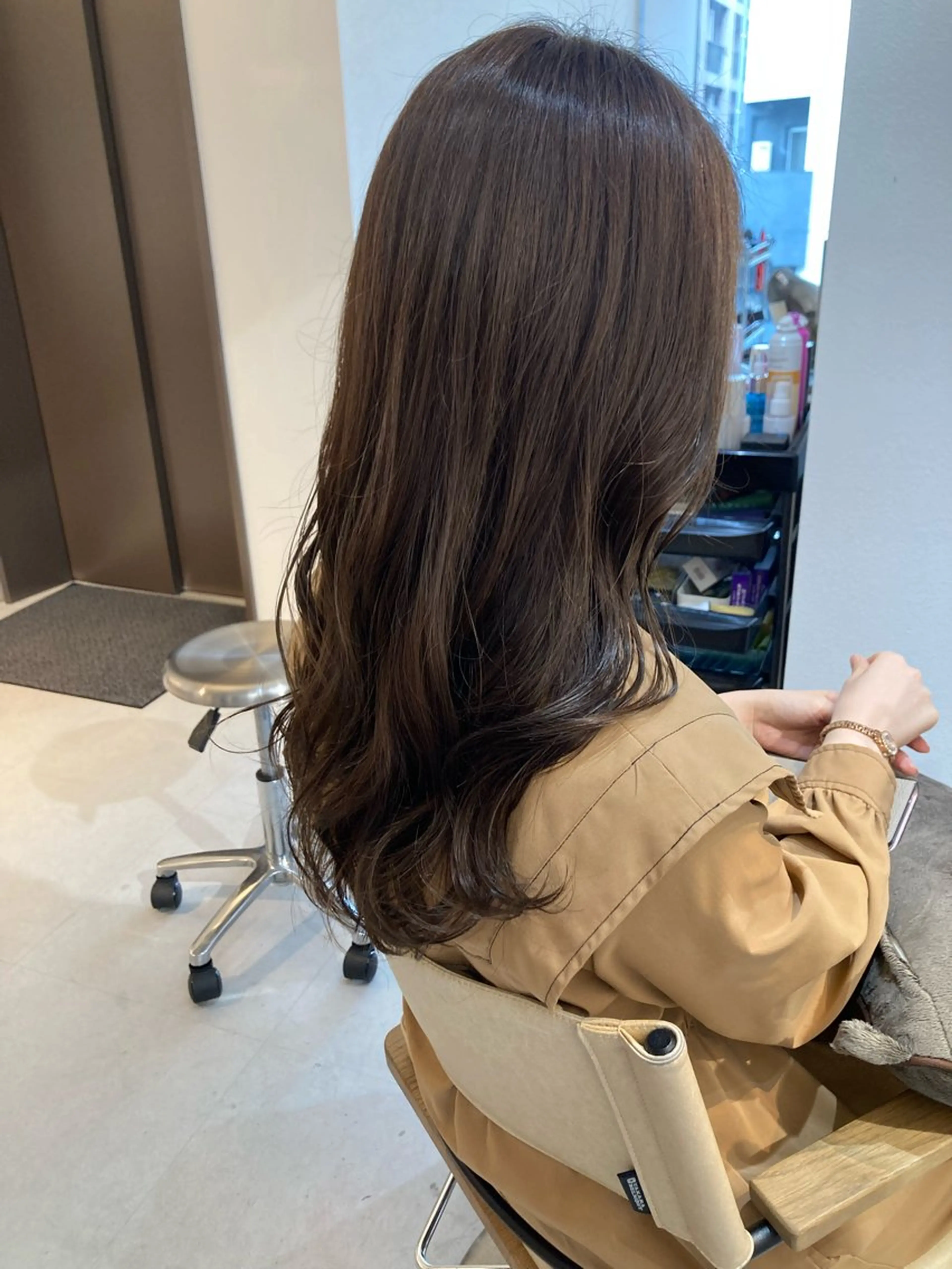 ロング ✨色持ちの良い艶 カラー✨蟹江真世のヘアスタイル