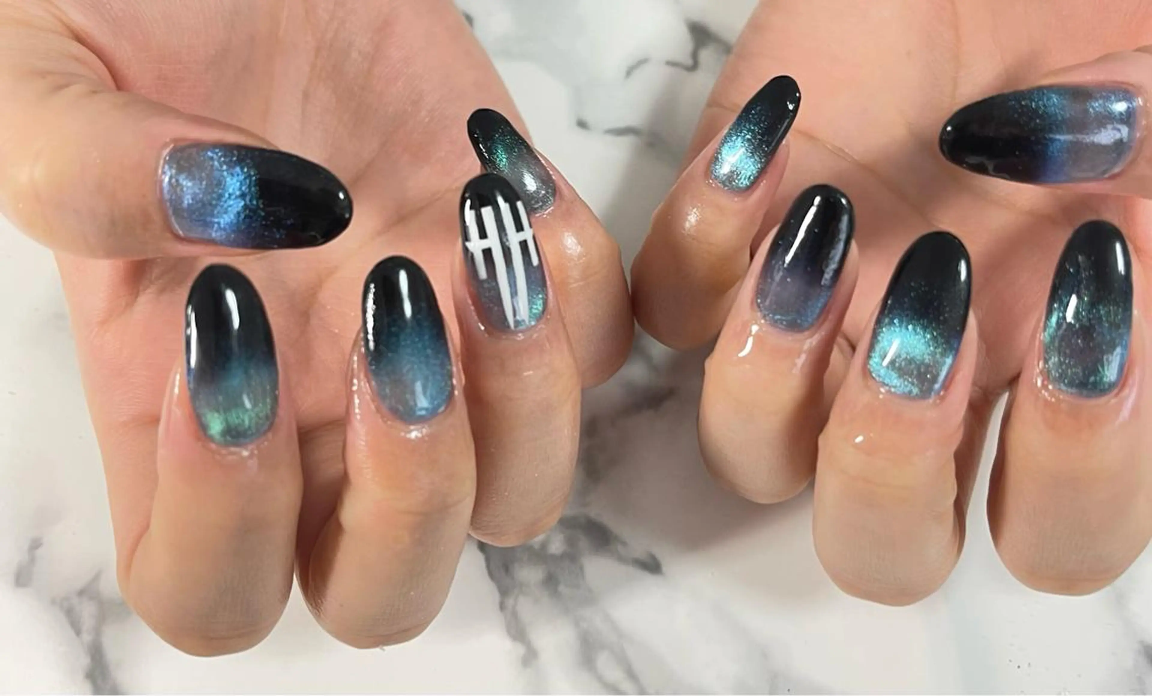 ネイル ジェルネイル 韓国ネイル ロングネイル ミラーネイル ニュアンスネイル ハンドネイル celica所属・松田 由真のネイルデザイン