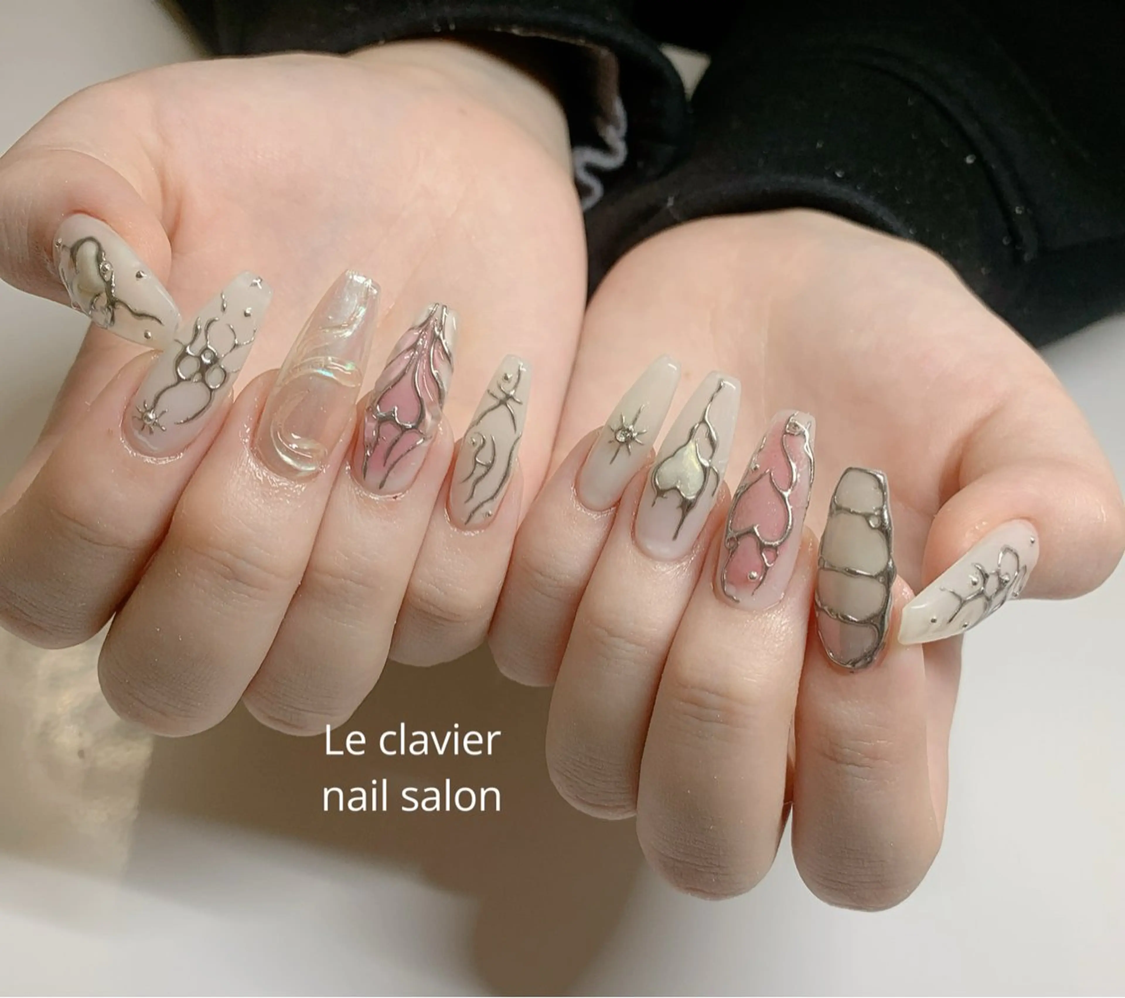 ネイル アートネイル オーロラネイル チークネイル 長さ出し フットネイル ハンドネイル Hazuki nailのネイルデザイン