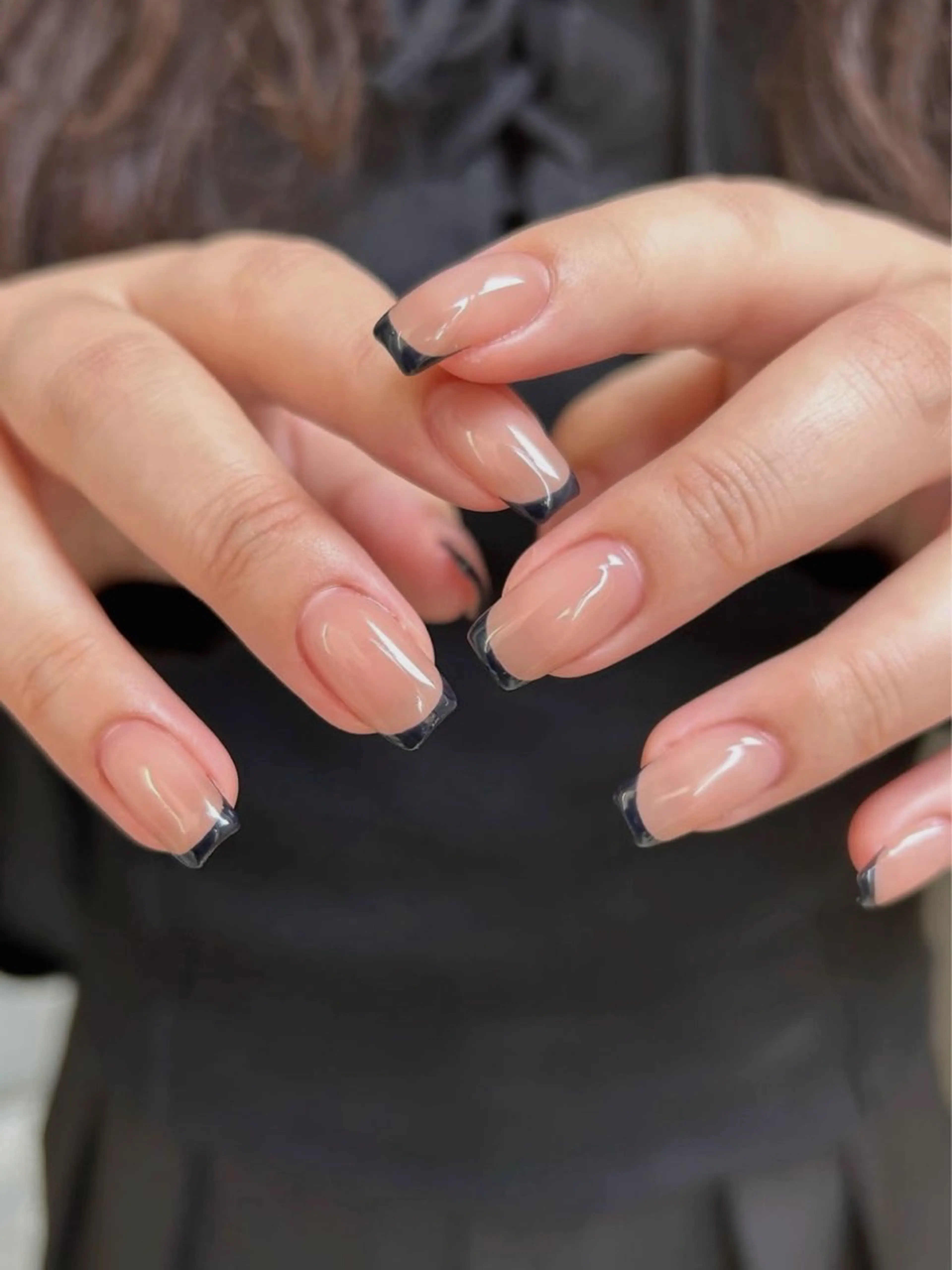 ネイル アートネイル マグネットネイル ニュアンスネイル ぷっくりネイル talo .のネイルデザイン