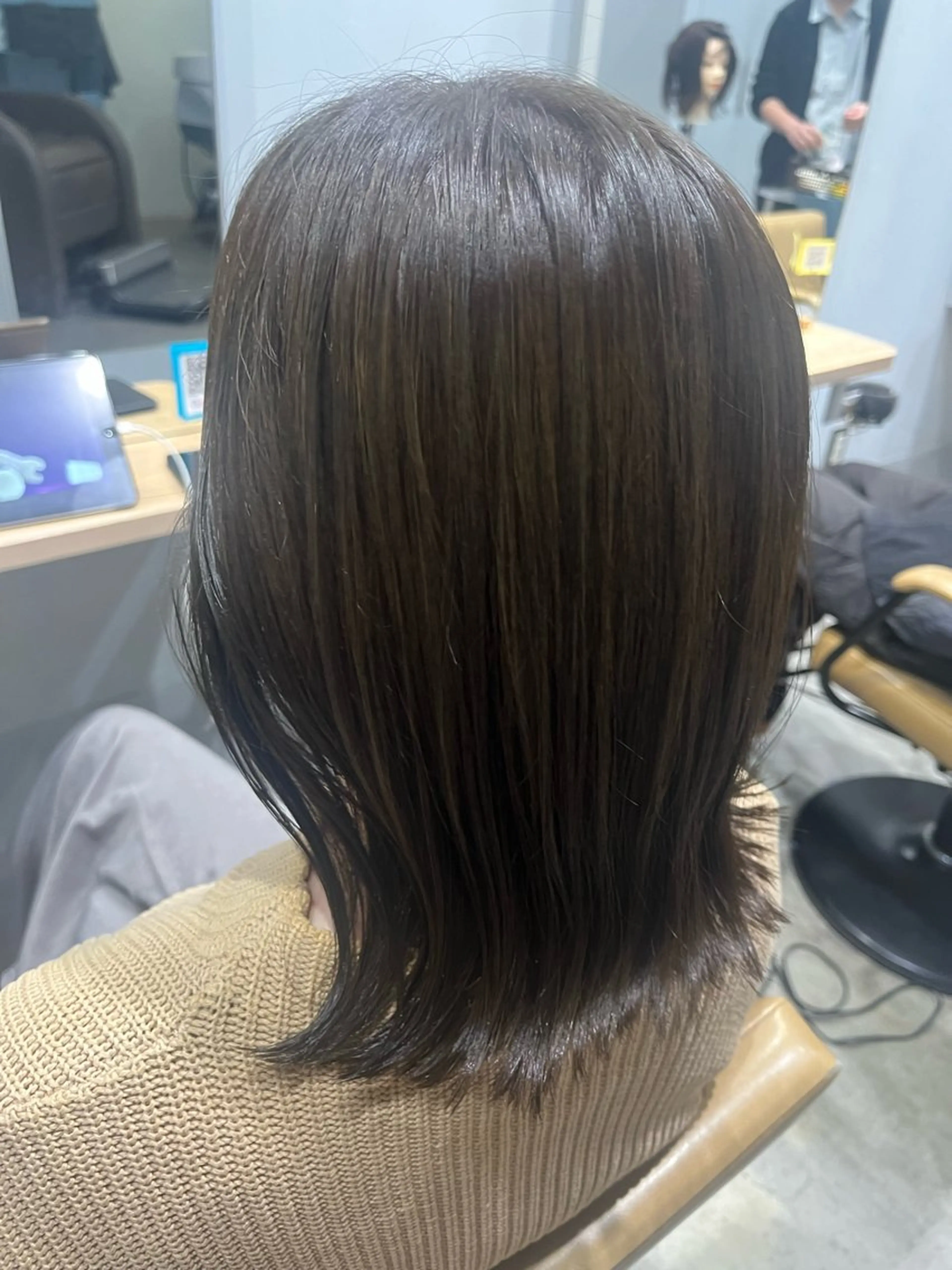 ミディアム カラー ヘアアレンジ オリーブカラー トリートメント -さたけ たつき-のヘアスタイル