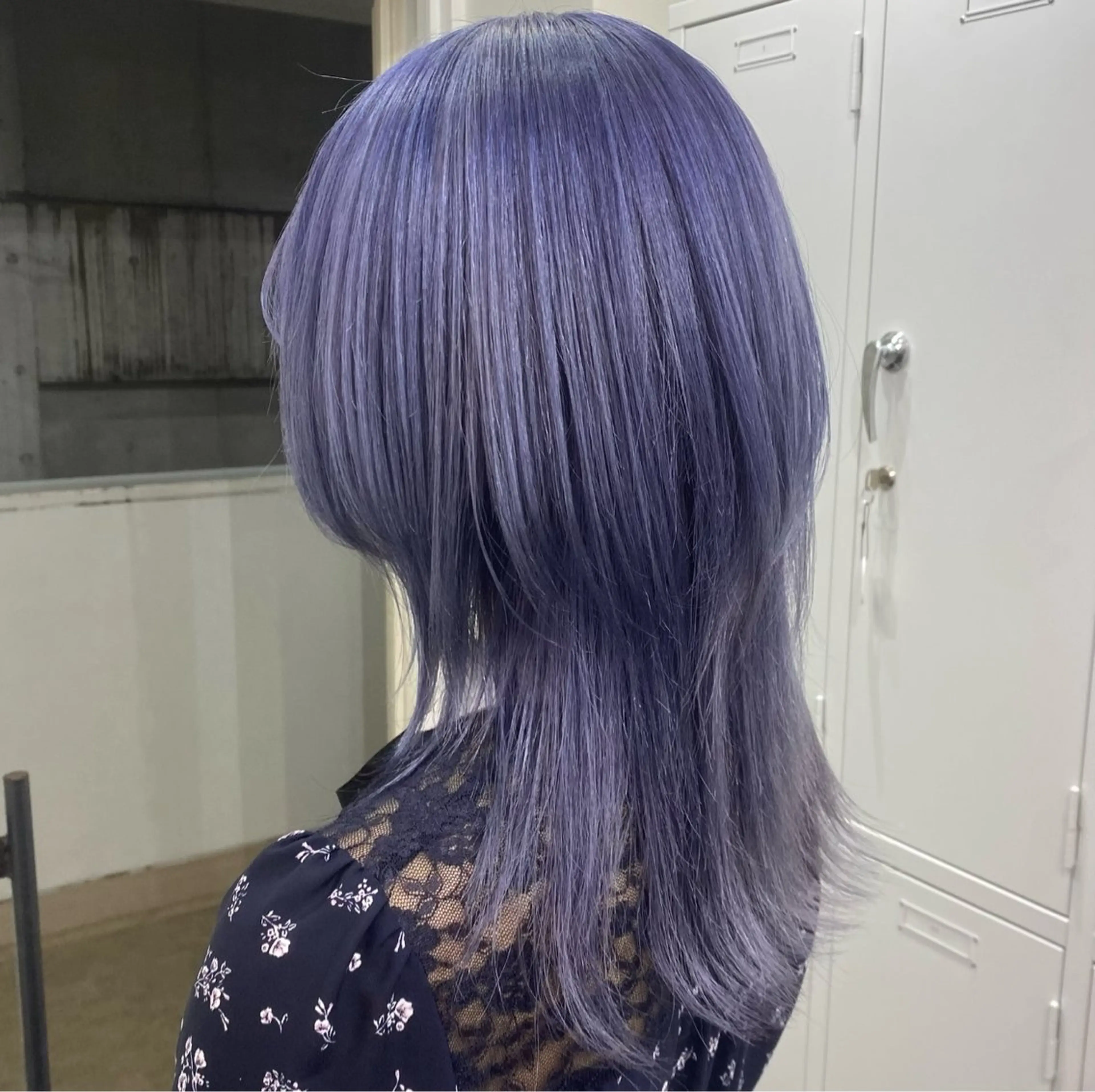 ミディアム カラー ハイトーン/ウルフ /エクステ/ましろのヘアスタイル