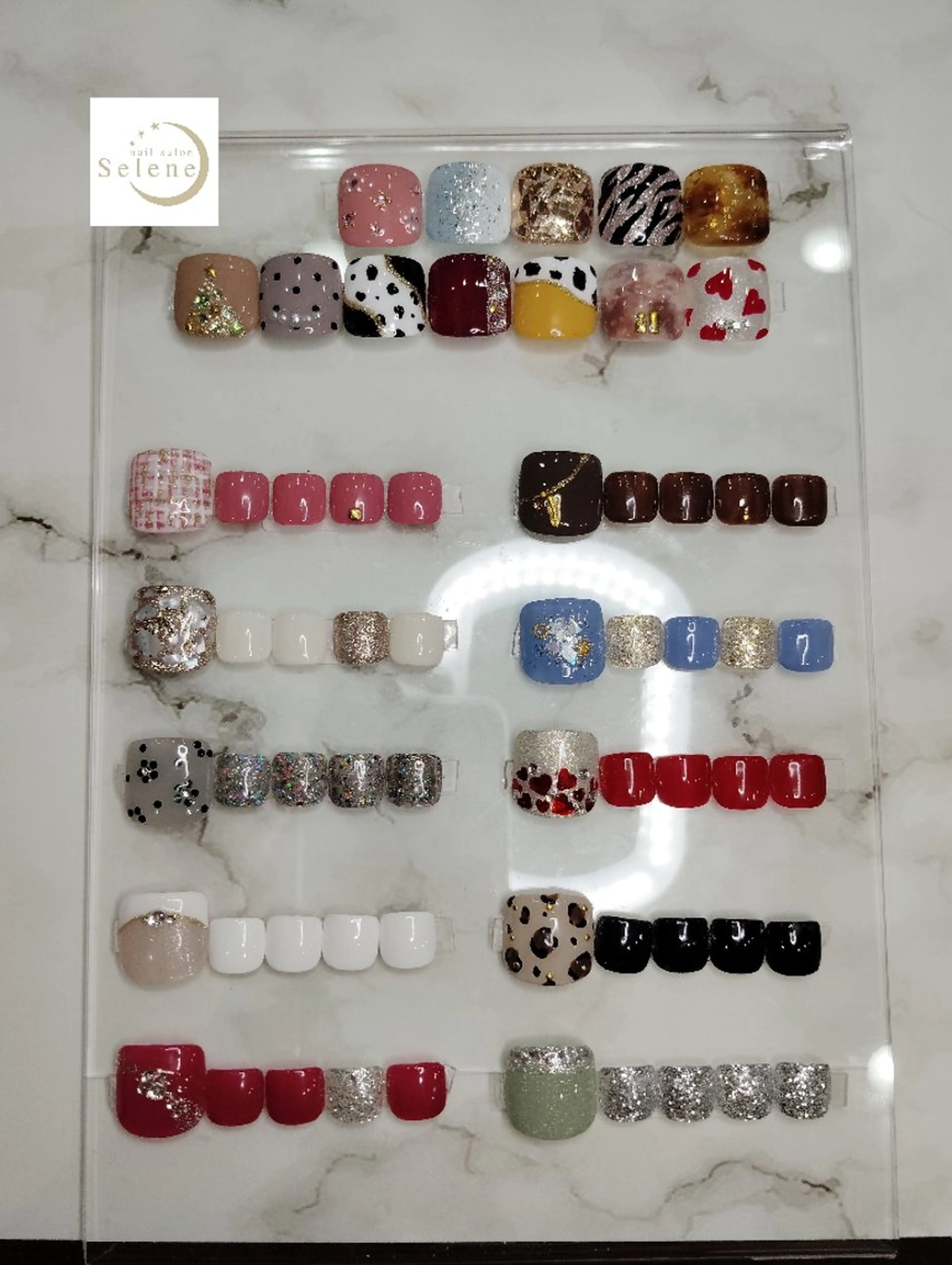 ネイル フットネイル 🌈 satomiのネイルデザイン