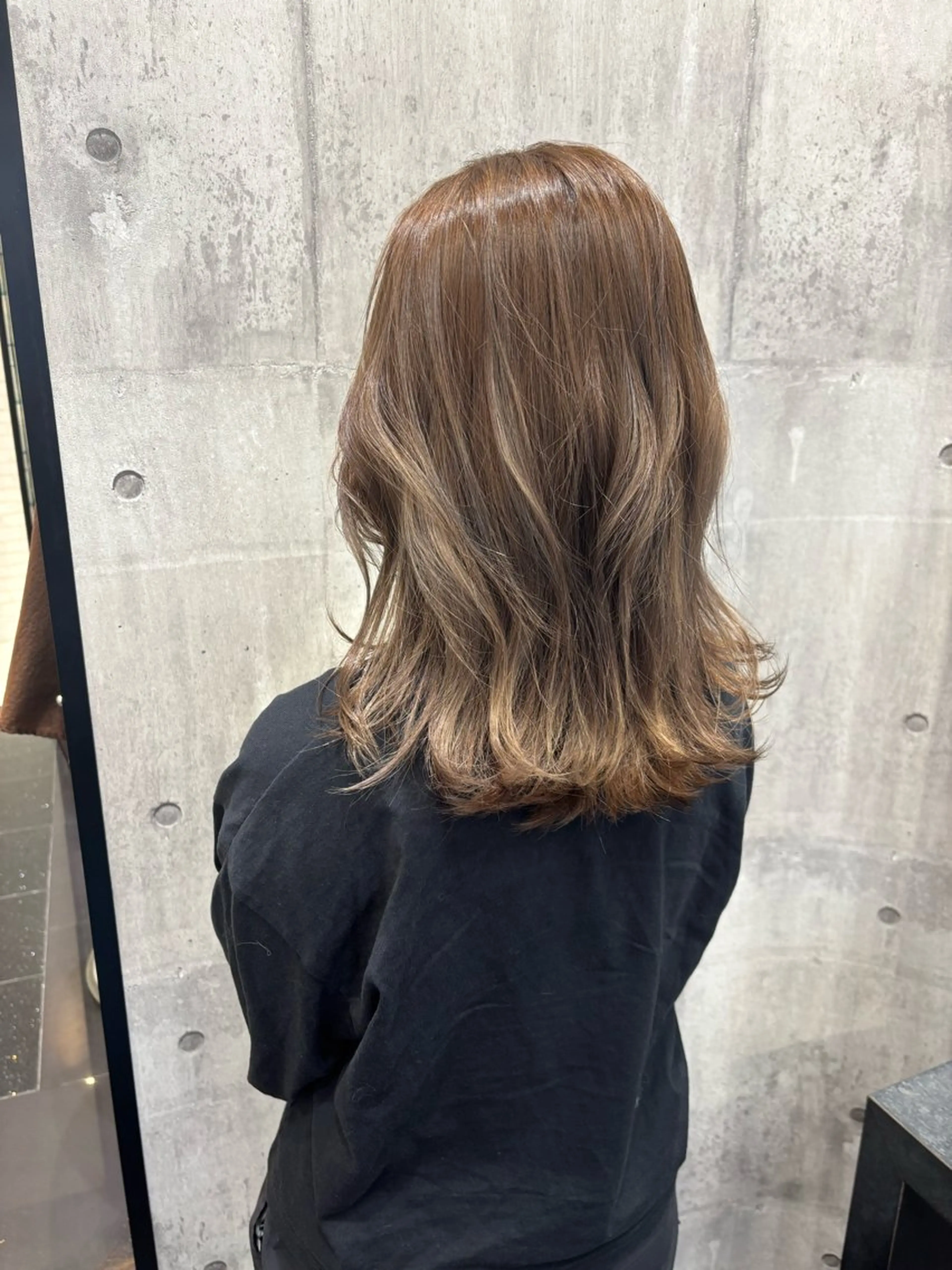 ミディアム EARTH 寺本尚生のヘアスタイル