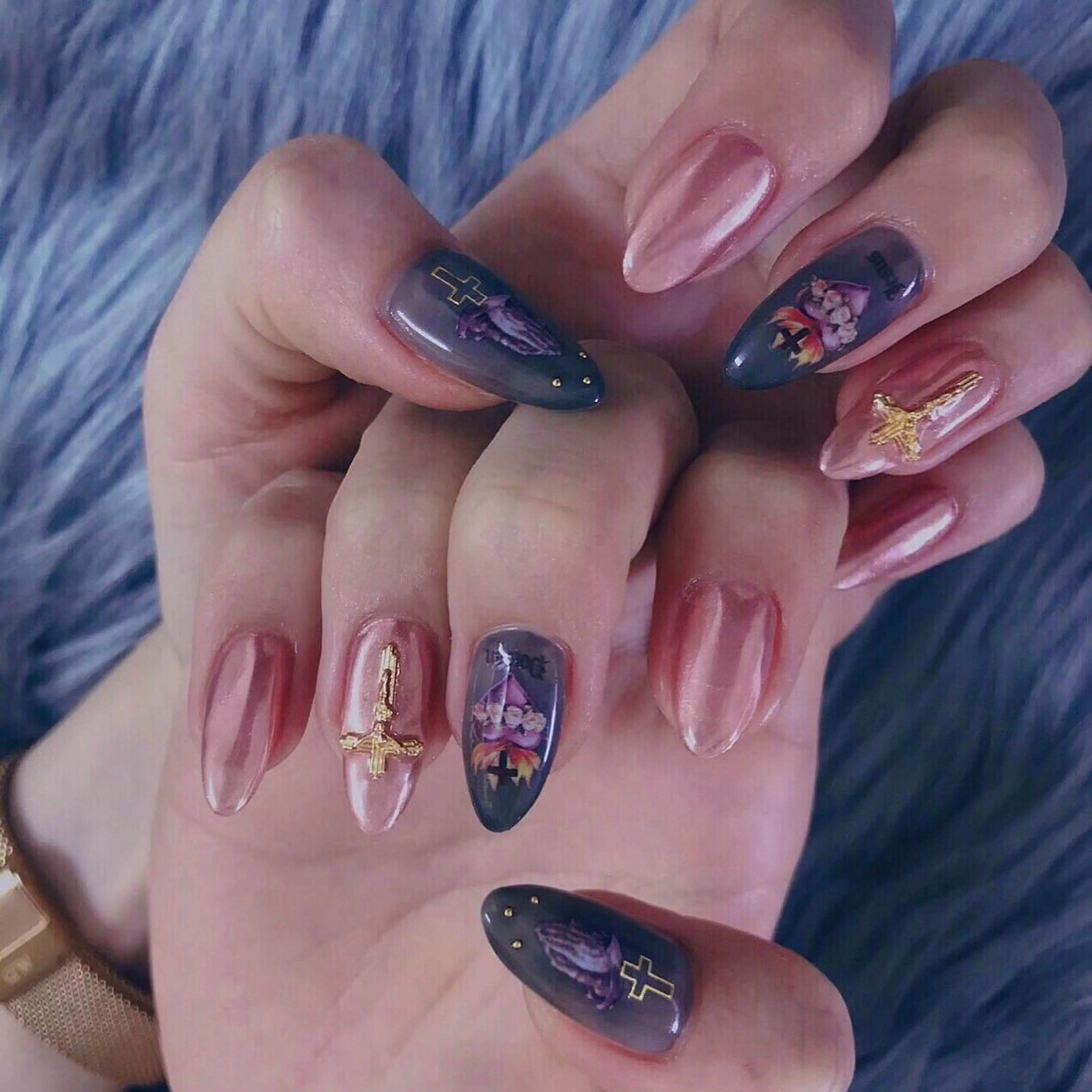 ネイル NOIROUGE所属・NOI ROUGEのネイルデザイン