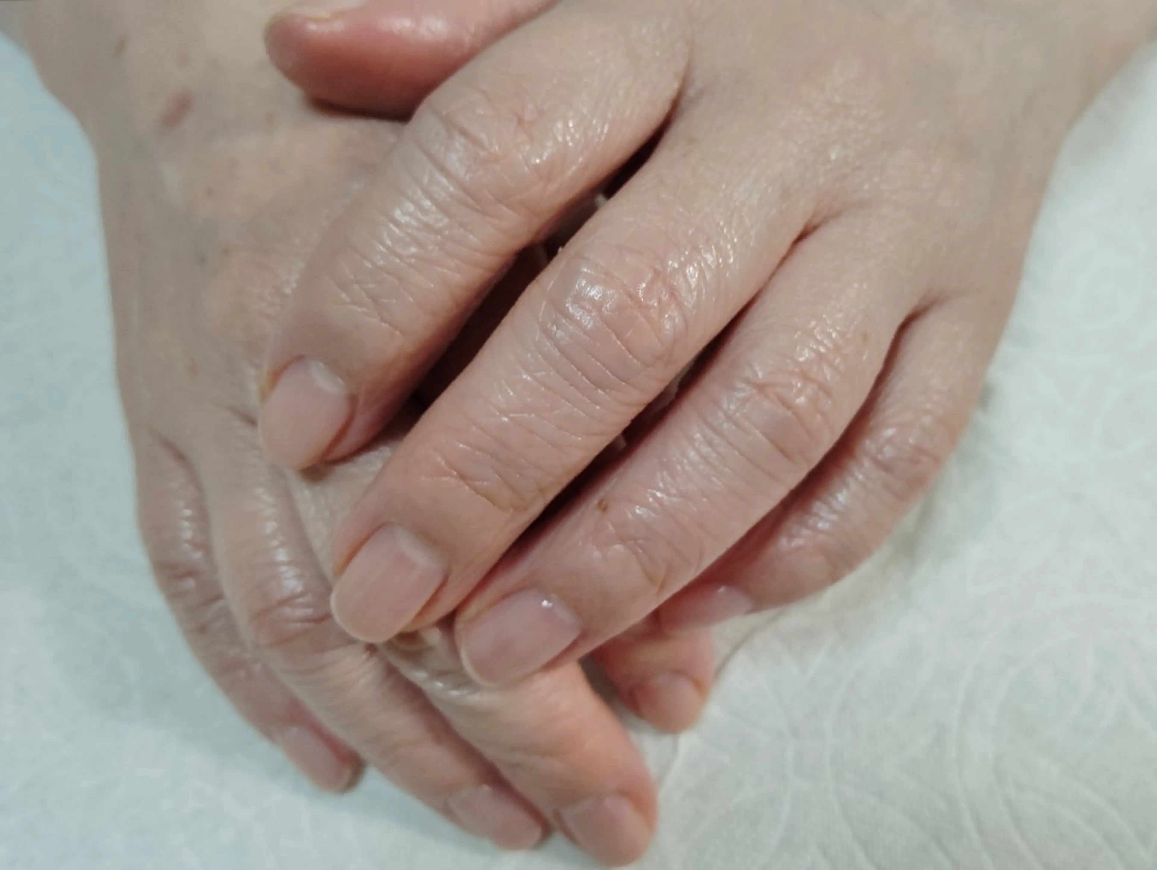 ネイル クリアネイル ジェルネイル ネイルサロン haloのネイルデザイン