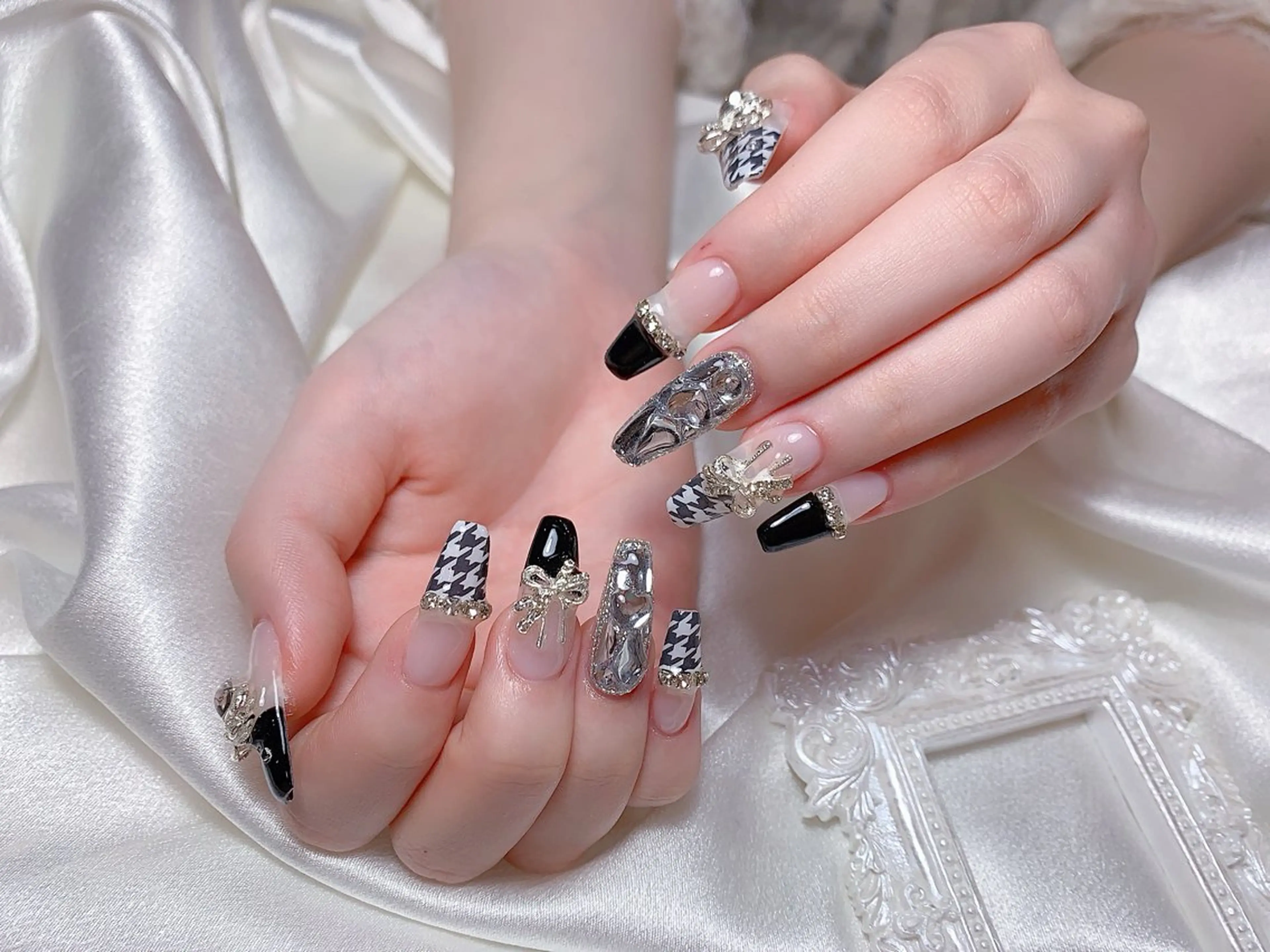 ネイル ハンドネイル ネイルサロン ルミア Lumia 店長のネイルデザイン