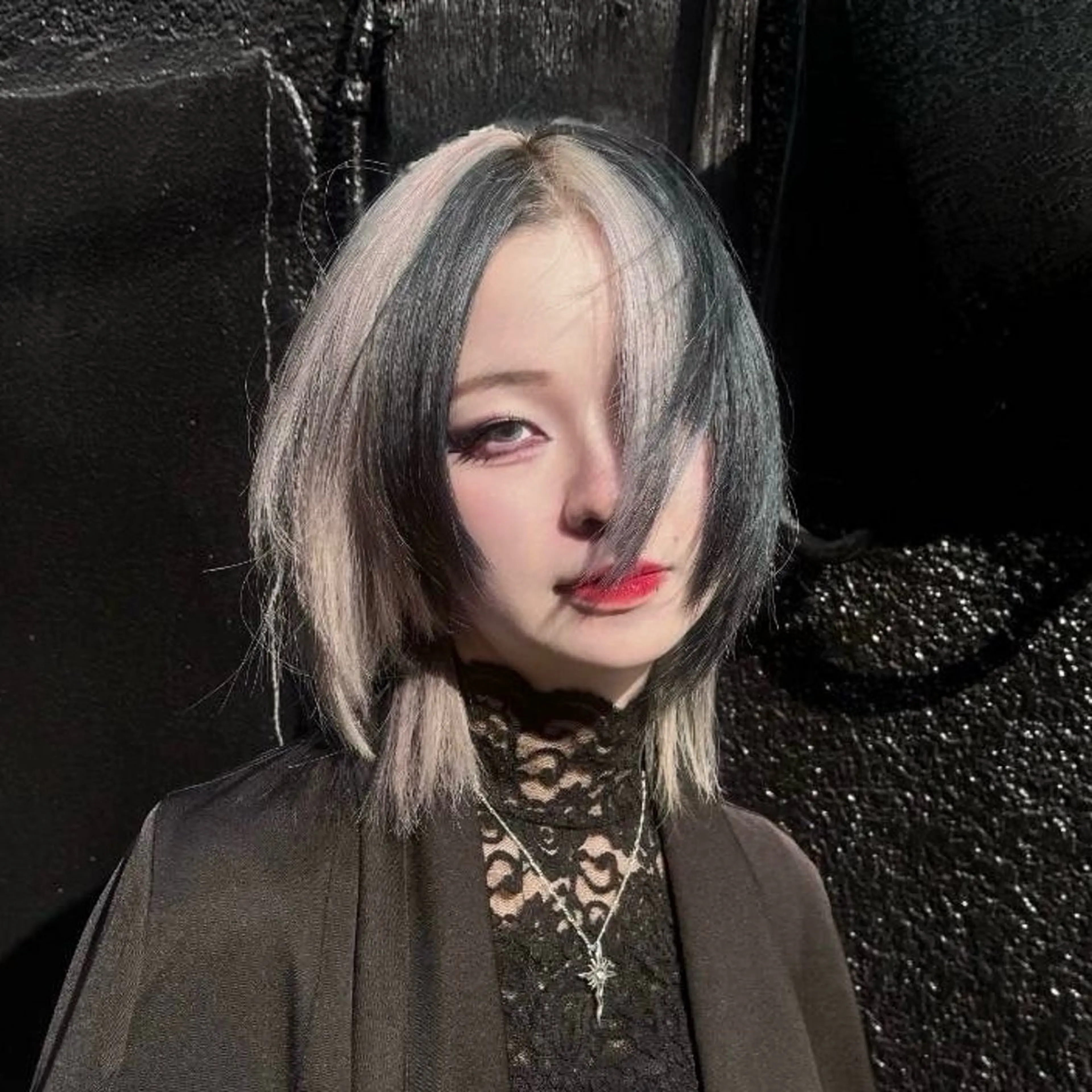 【１２月新規限定】Wカラー！［1ブリーチ＋ケアカラー］当日ブリーチ追加やカットはご相談！の写真