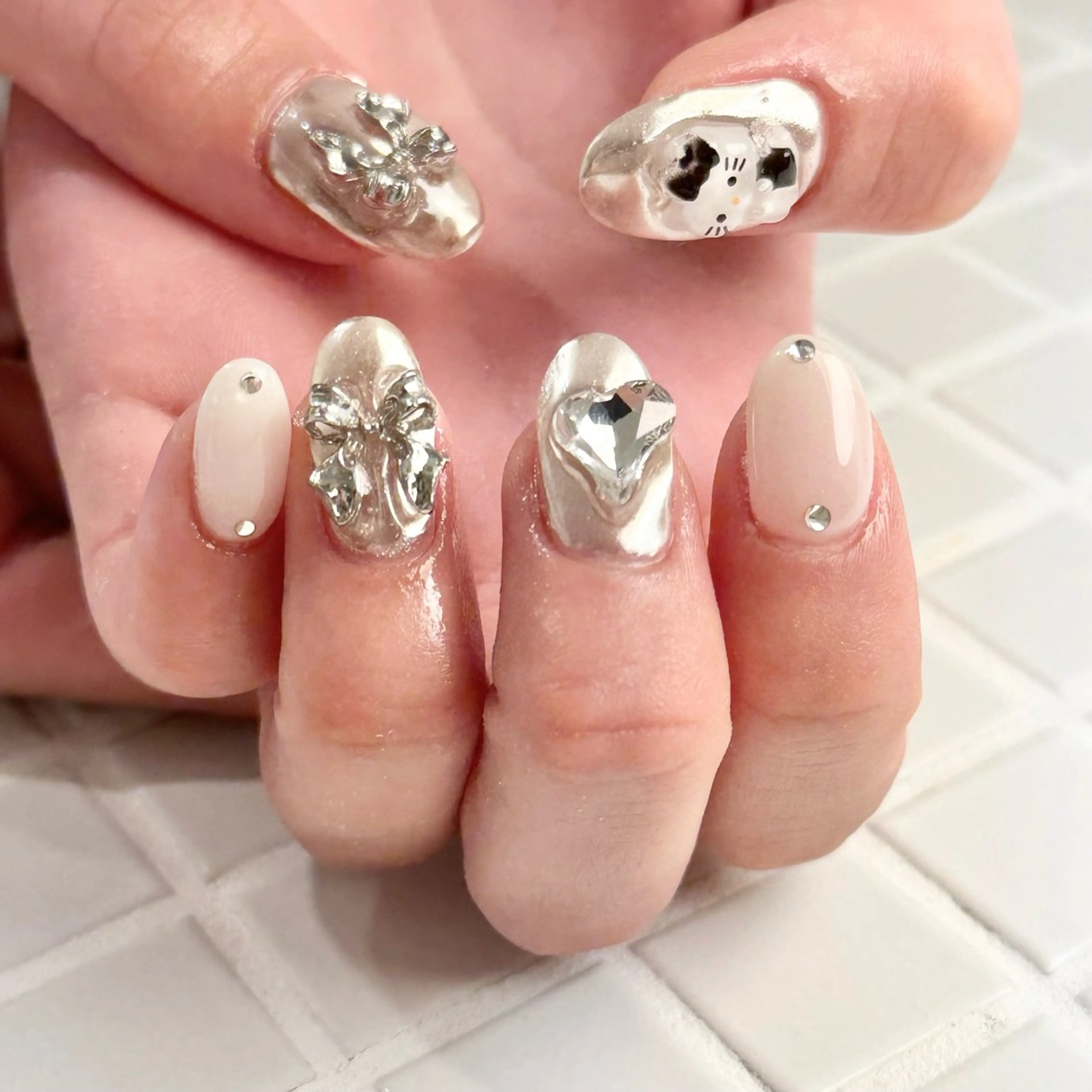 ネイル ハンドネイル yuka🩶 渋谷.表参道Nailのネイルデザイン