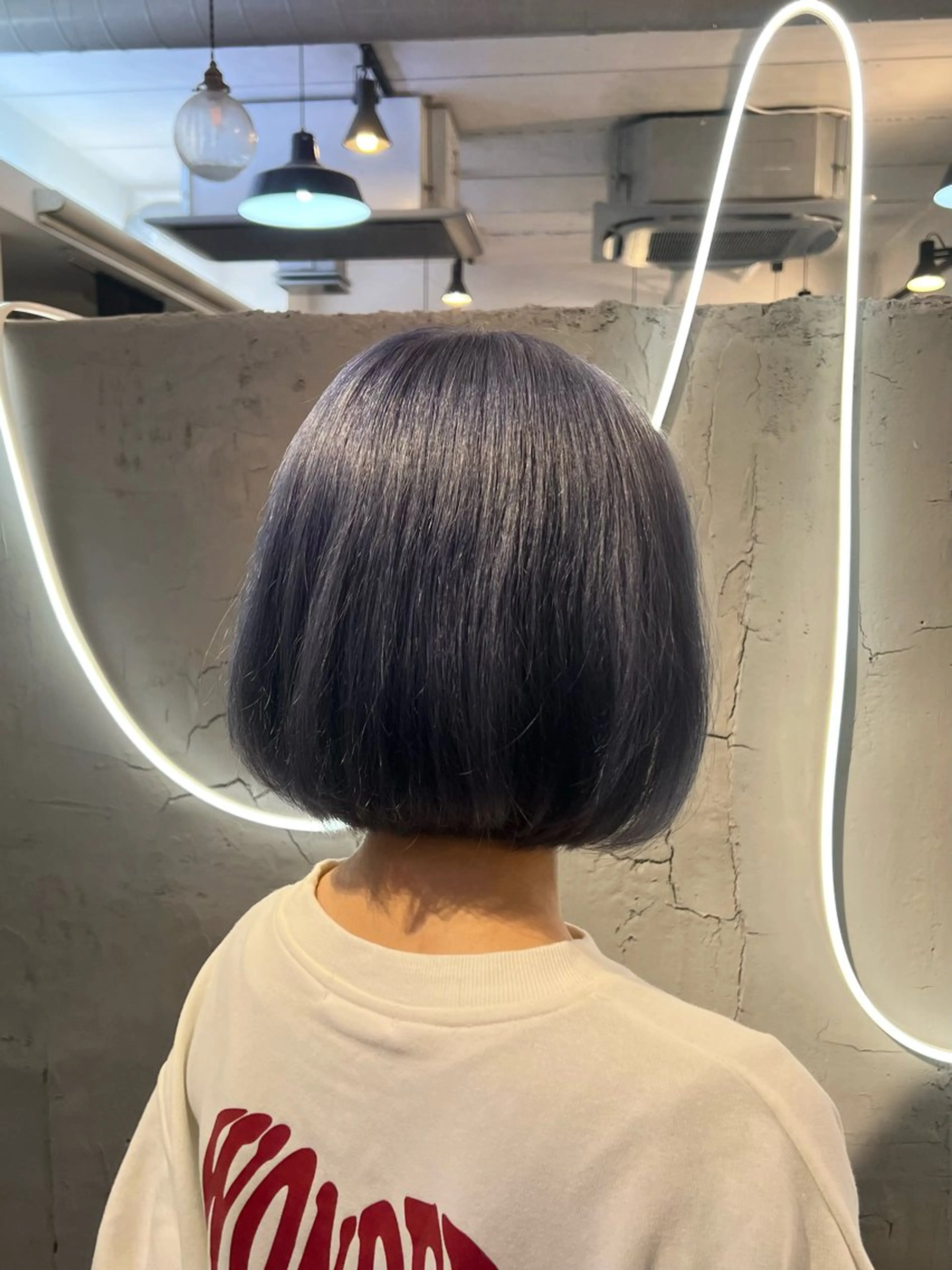 ショート カラー ブルーカラー ブルーラベンダー 透明感カラー ラベンダーカラー ボブ カット ヘアカラー トリートメント いぐちしょうた🫧 VISAGEbaskのヘアスタイル