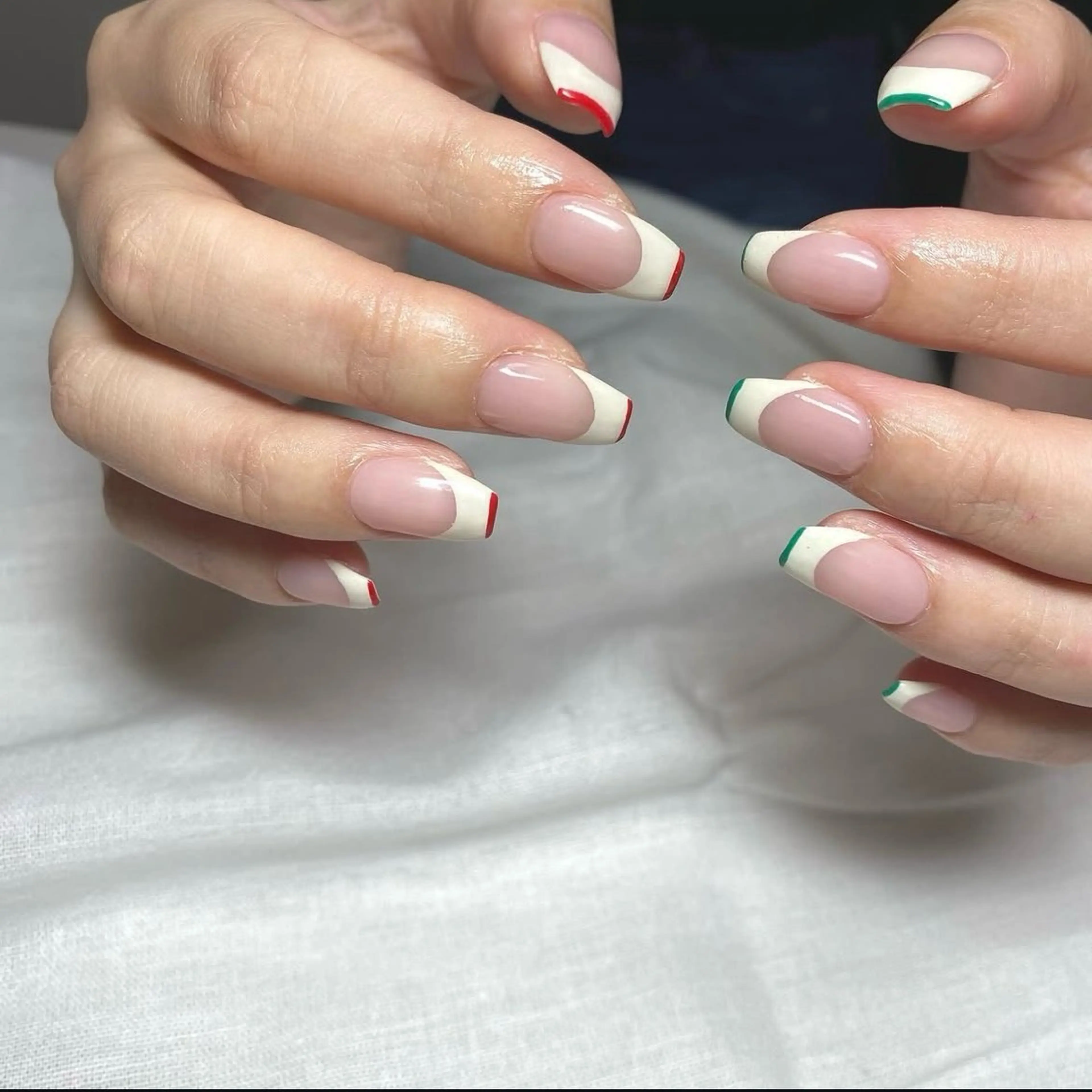 ネイル 持ち込み nailsalon ete所属・村田 菜々香のネイルデザイン