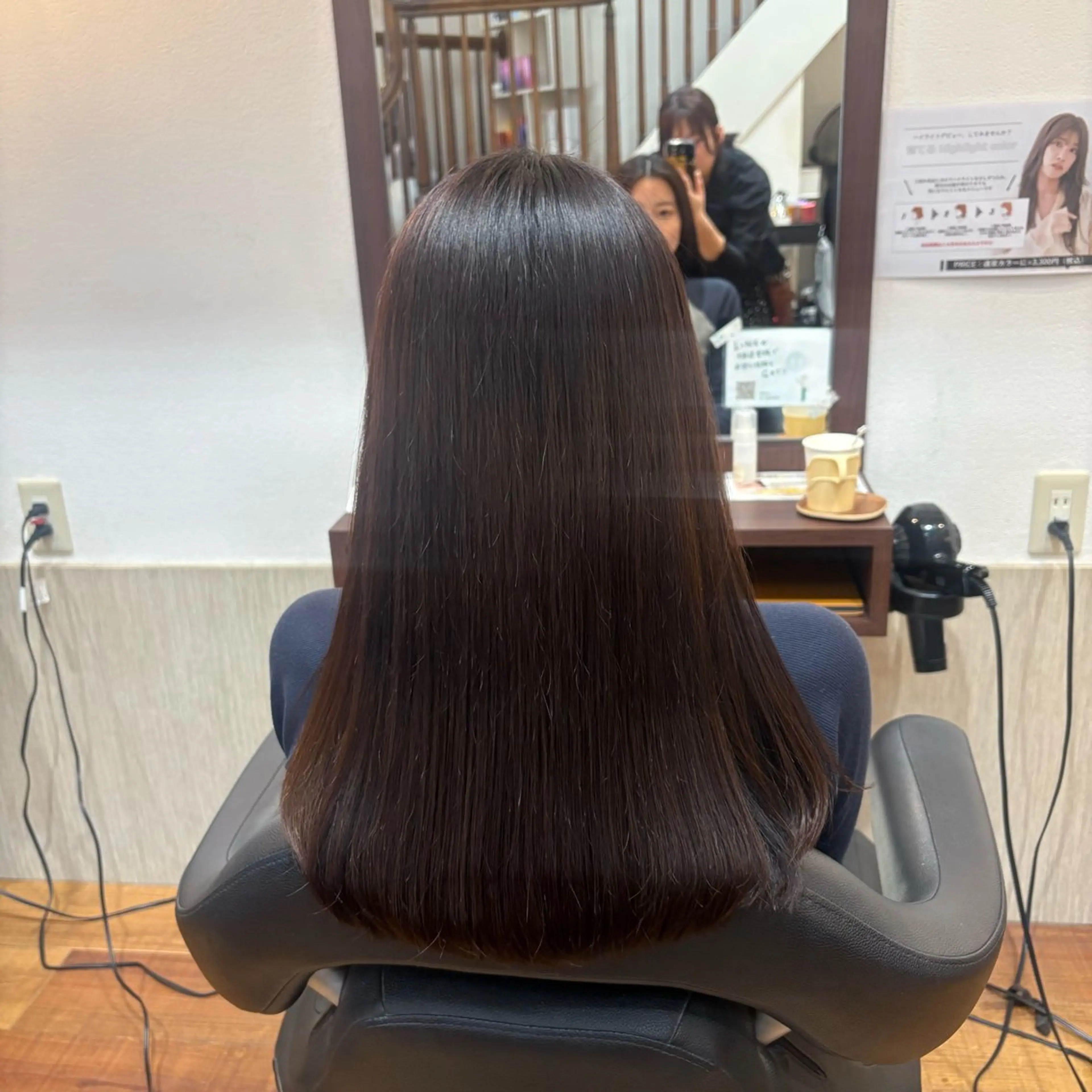 ロング MOLLASALON 浅香山店所属・髪質改善カラー 縮毛矯正🤍辻桃加のヘアスタイル