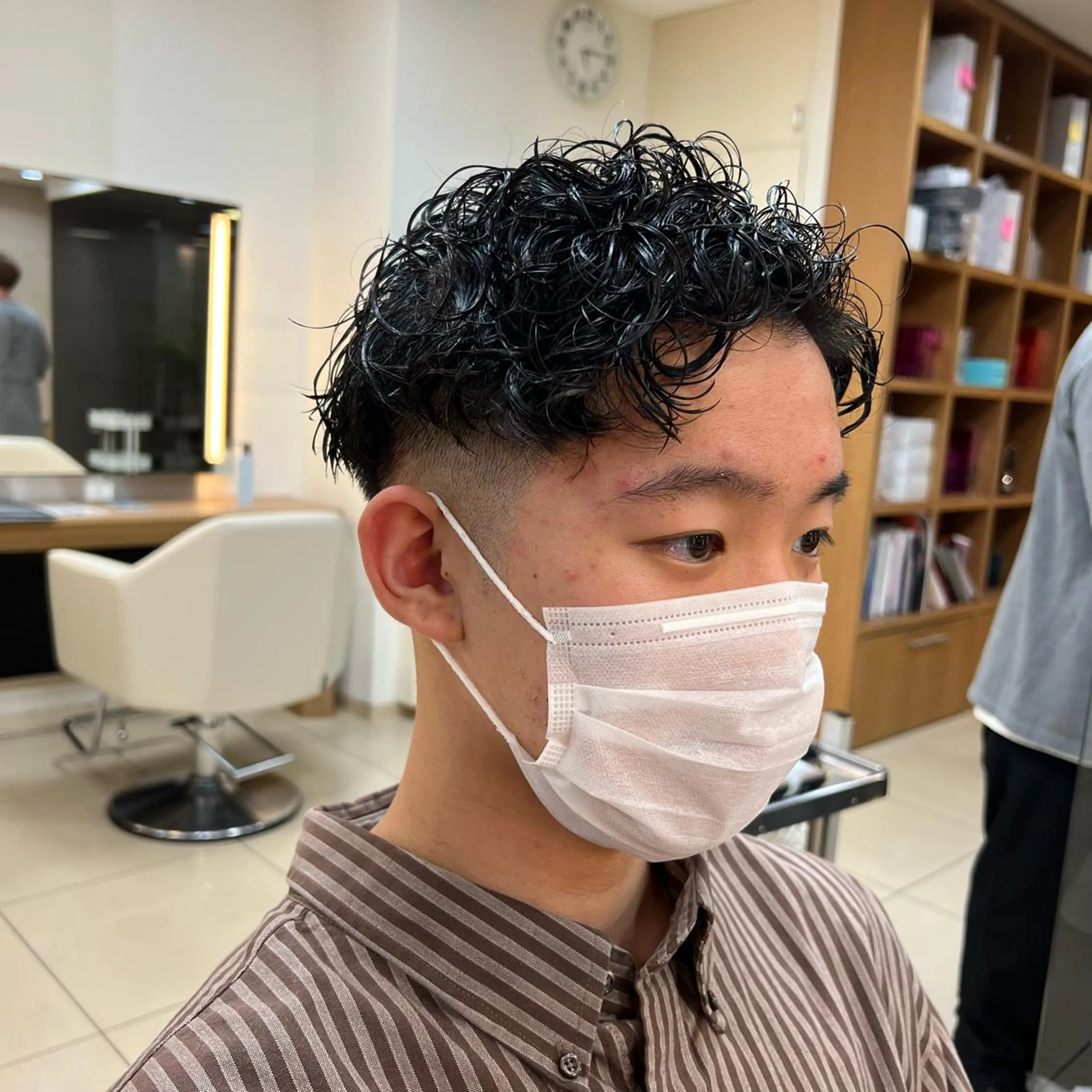 ショート メンズ フェードカット 茅ヶ崎パーマ特化/ スパイラル/ハルキのヘアスタイル