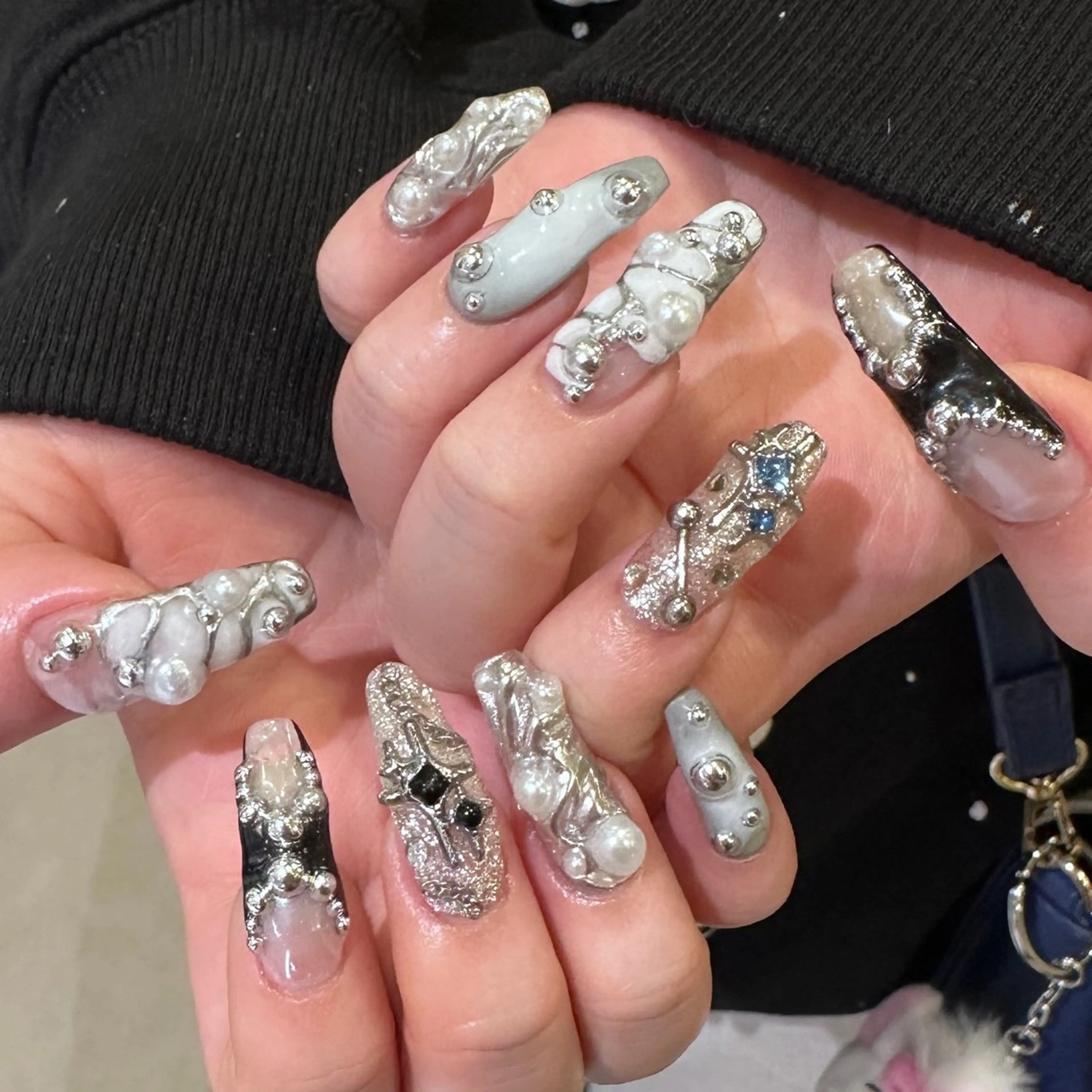 ネイル ハンドネイル 👽個性派ネイル🎀 komachiのヘアスタイル