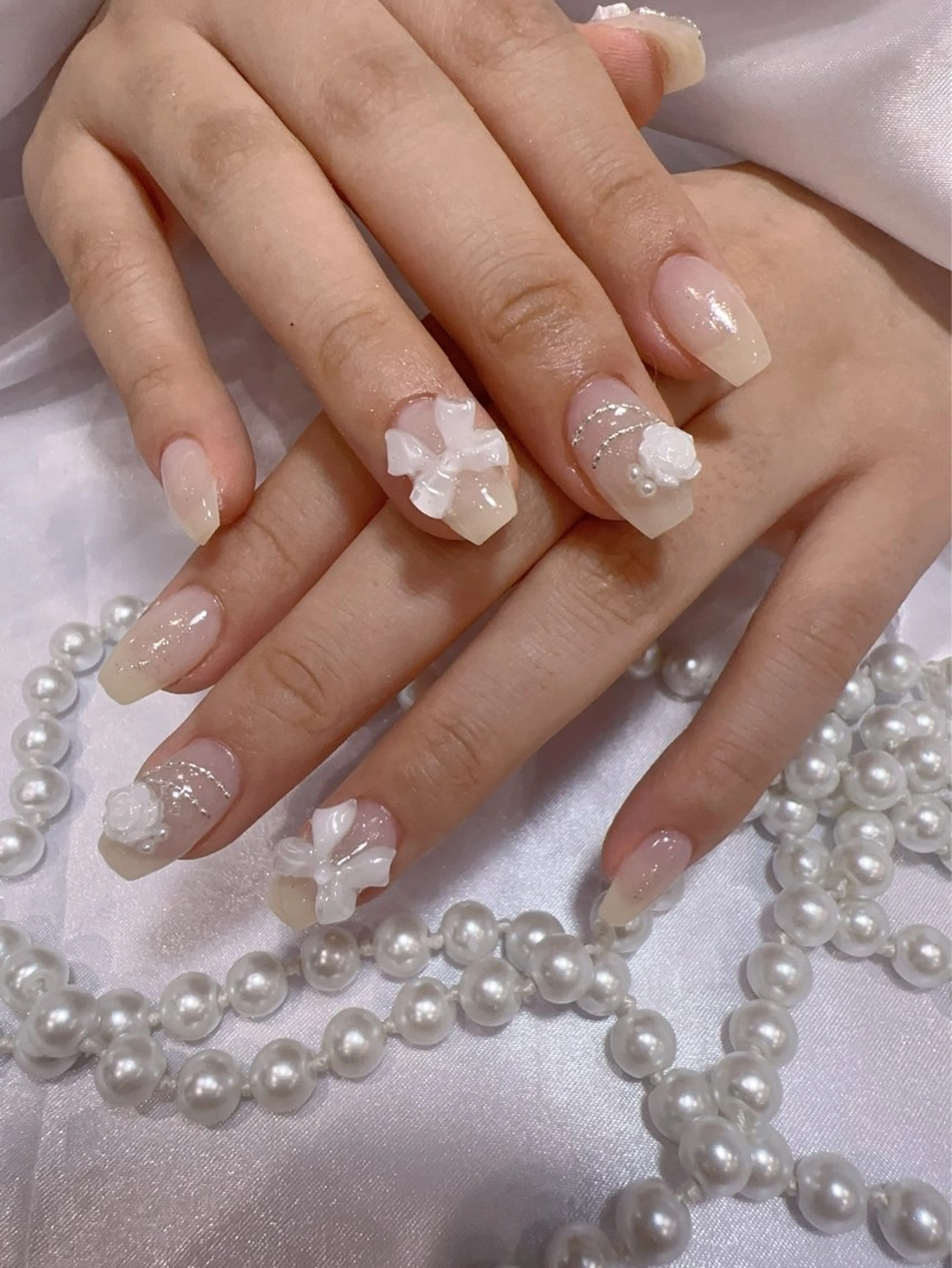 ネイル アートネイル フラッシュネイル フレンチネイル ジェルネイル ガラスフレンチ ハンドネイル You&Me Miyuのネイルデザイン