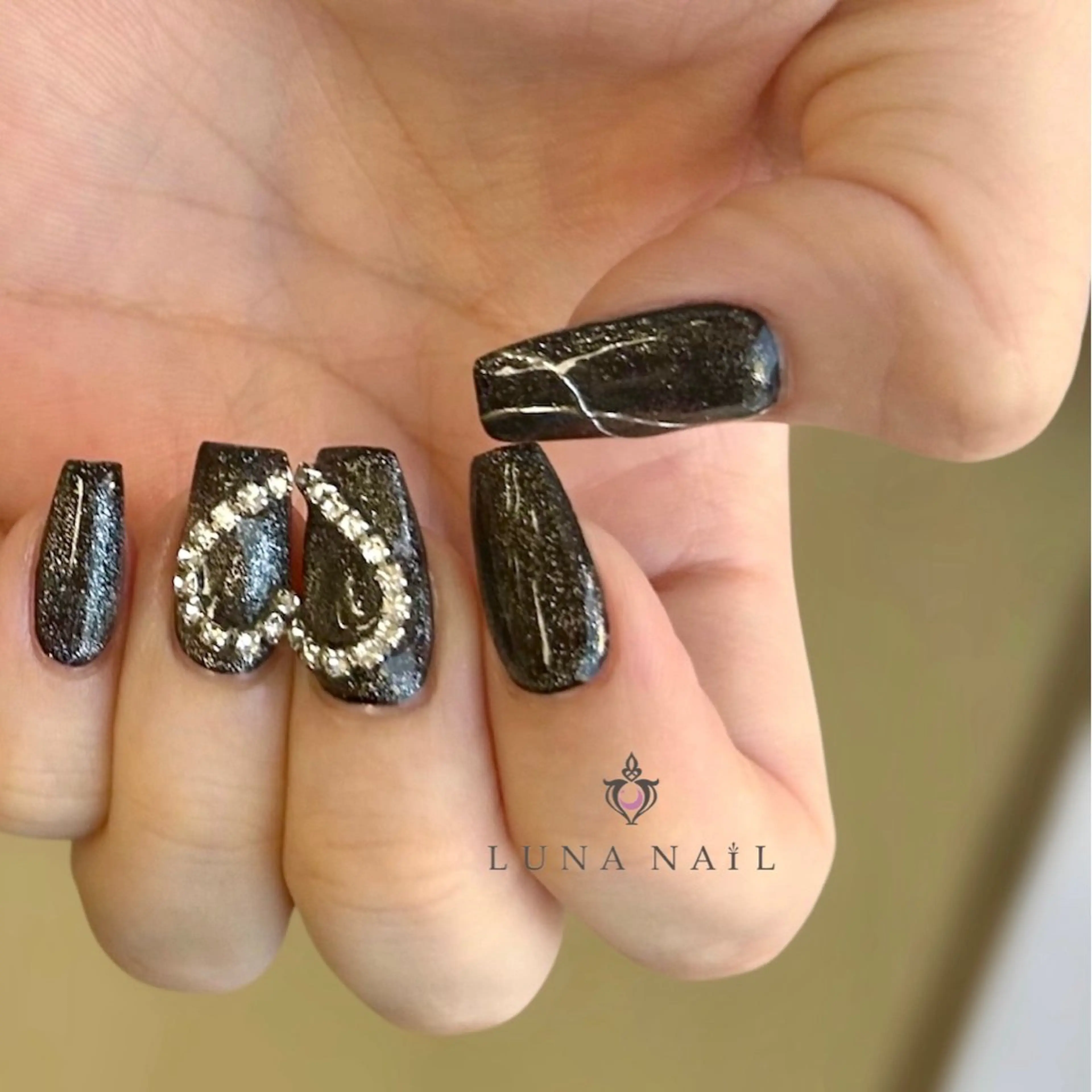 ネイル ハンドネイル アトリエ　ミモザ所属・いまむら あかりのネイルデザイン