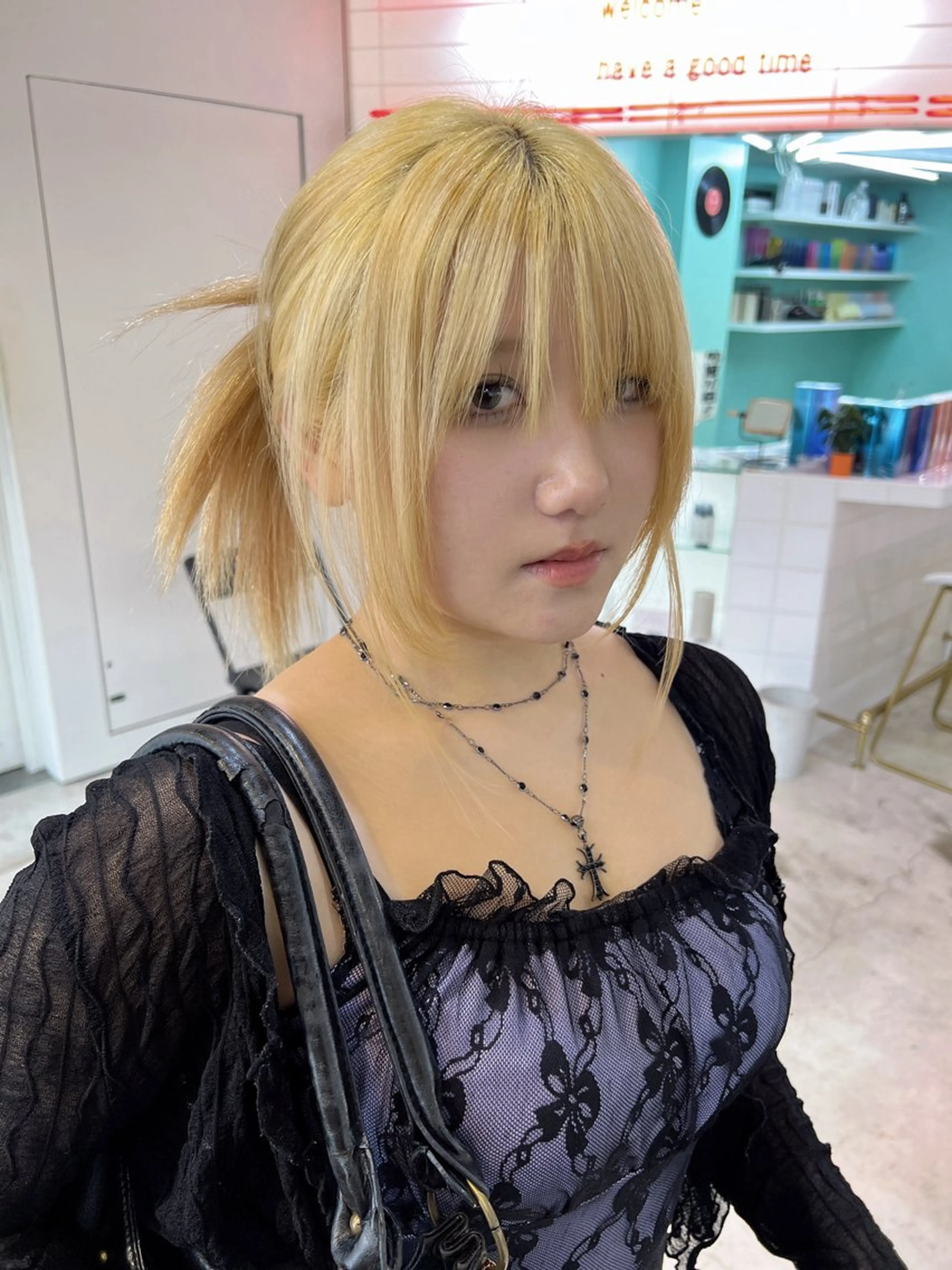 セミロング カット ヘアカラー 💥ウルフカット デザインあんな💥のヘアスタイル