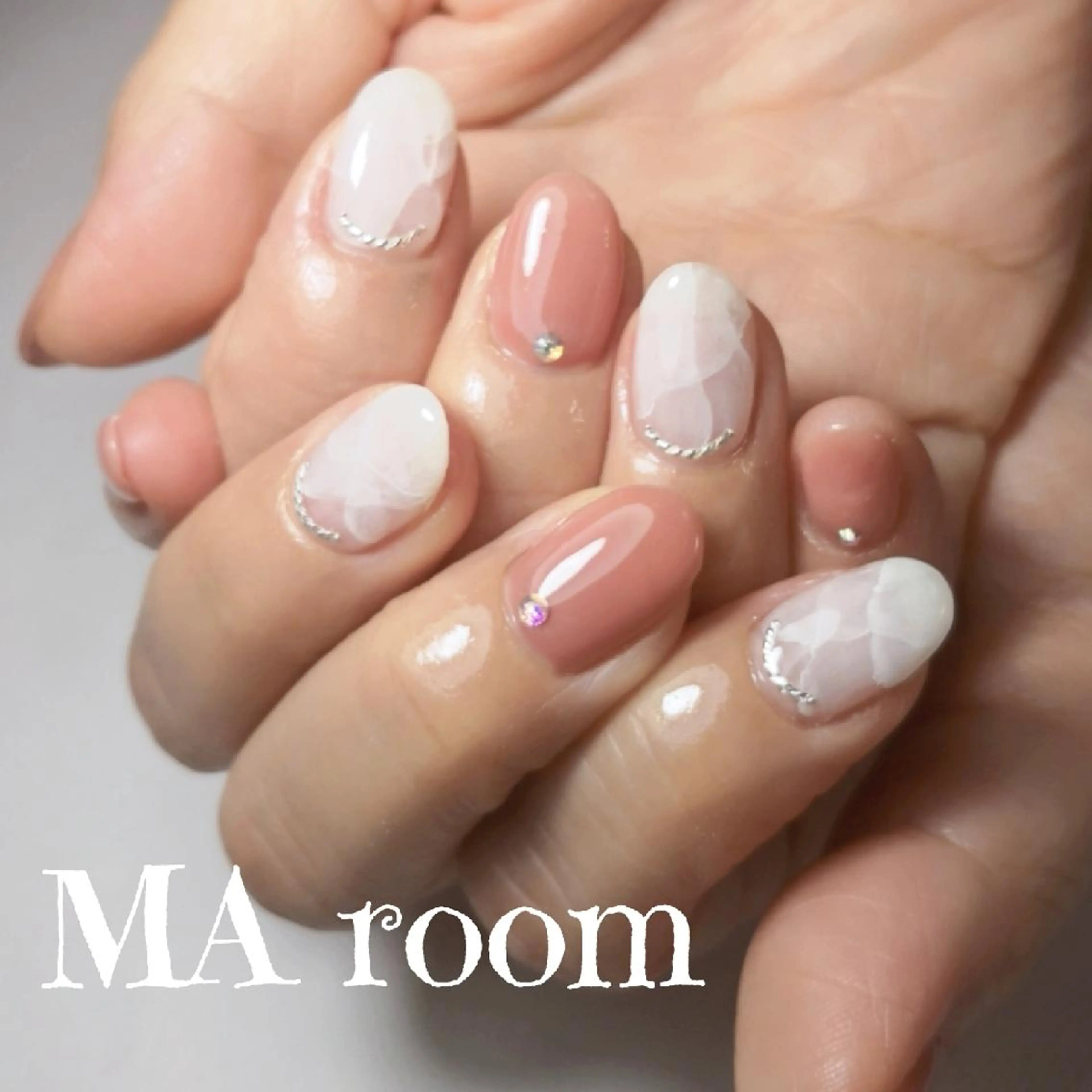 ネイル ＆MERCI所属・&MERCI nail maoのネイルデザイン
