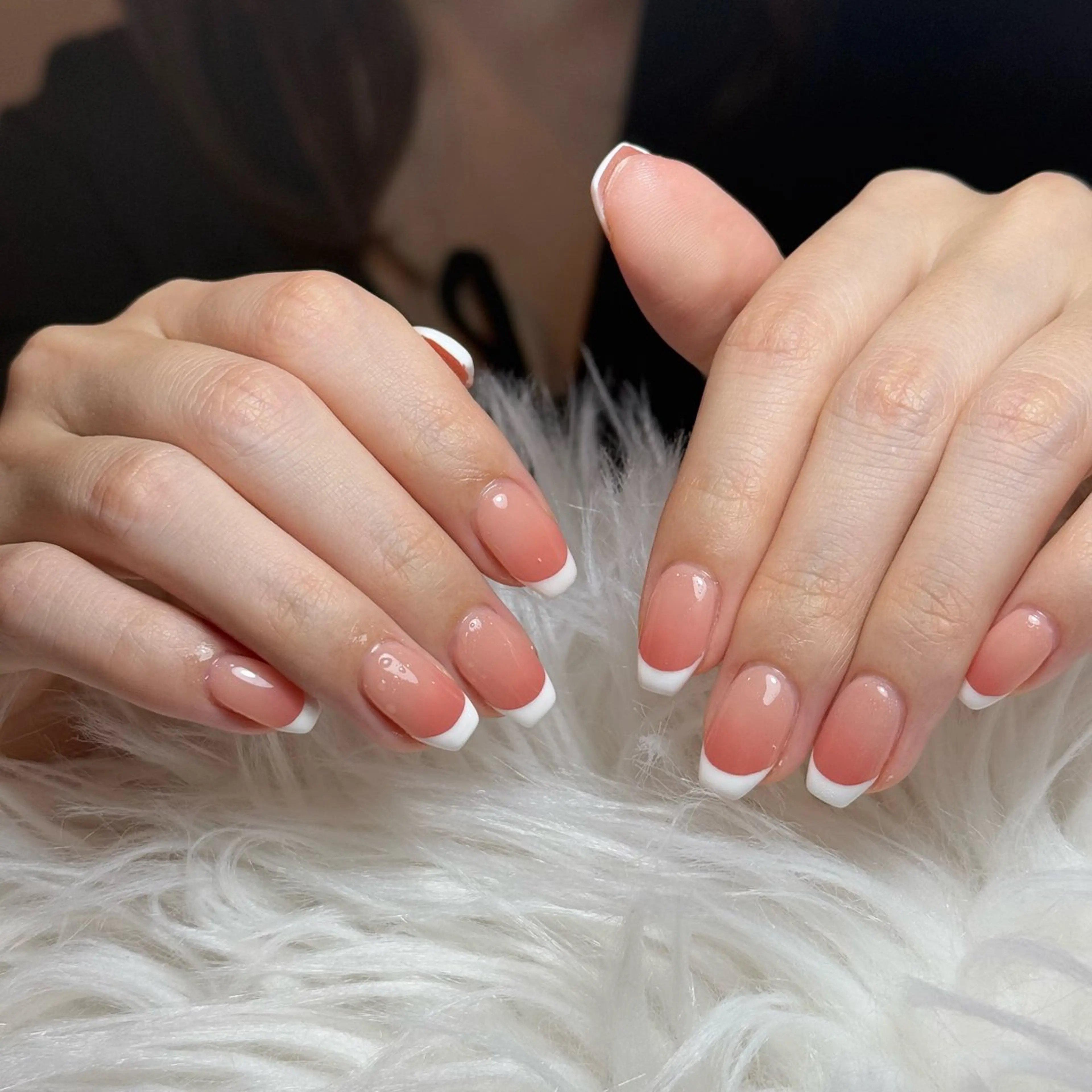 ネイル チークネイル フレンチネイル グラデーション キラキラネイル 韓国ネイル ハンドネイル Risa_ Nailのネイルデザイン